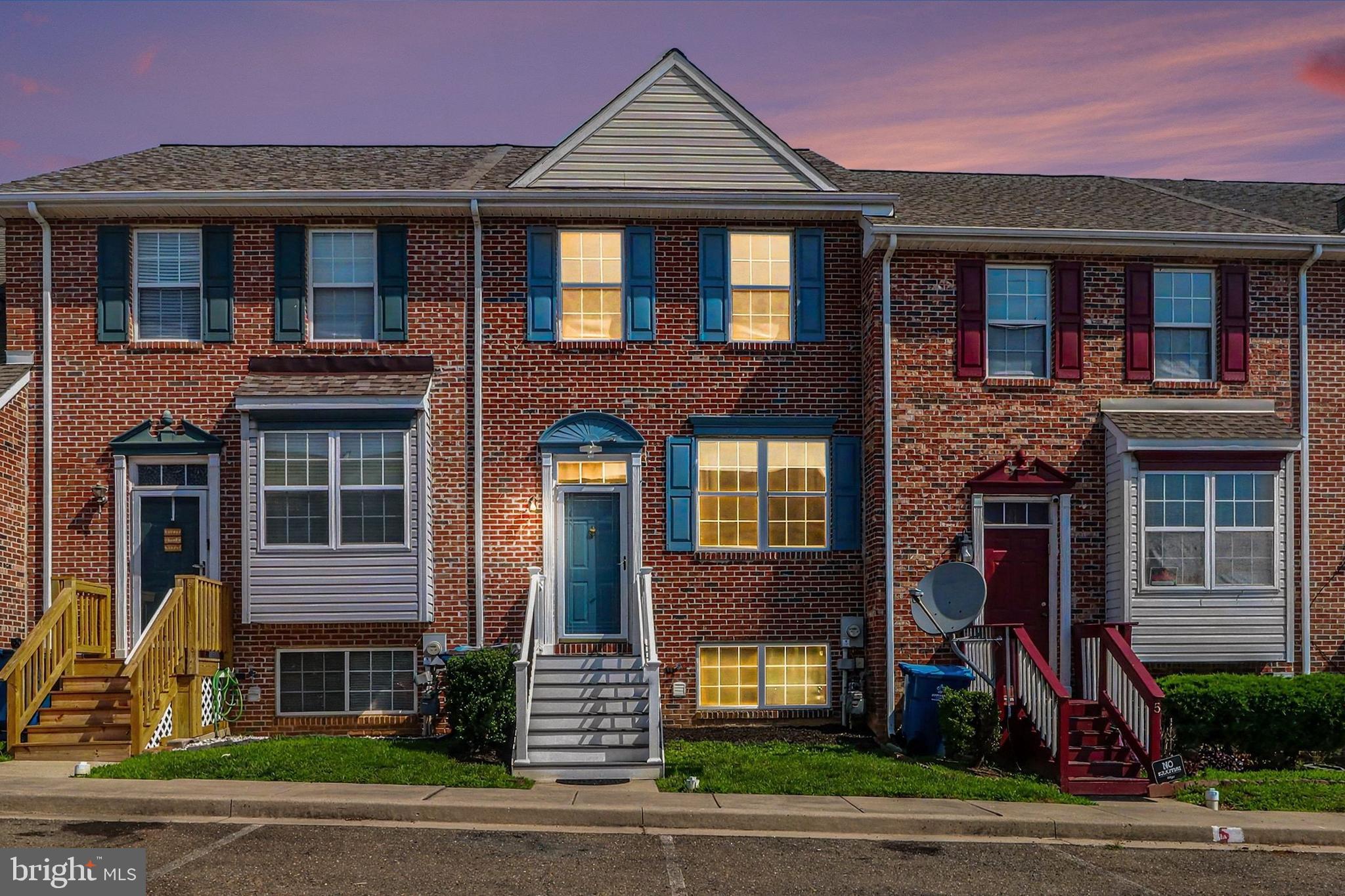 WALNUT HILL - Residential