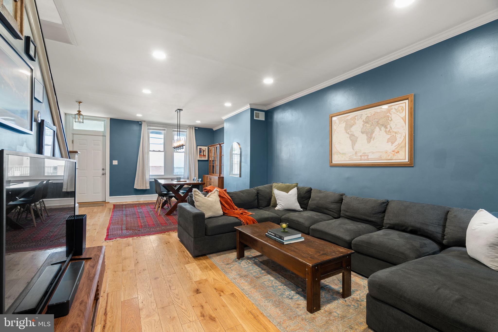WALNUT HILL - Residential