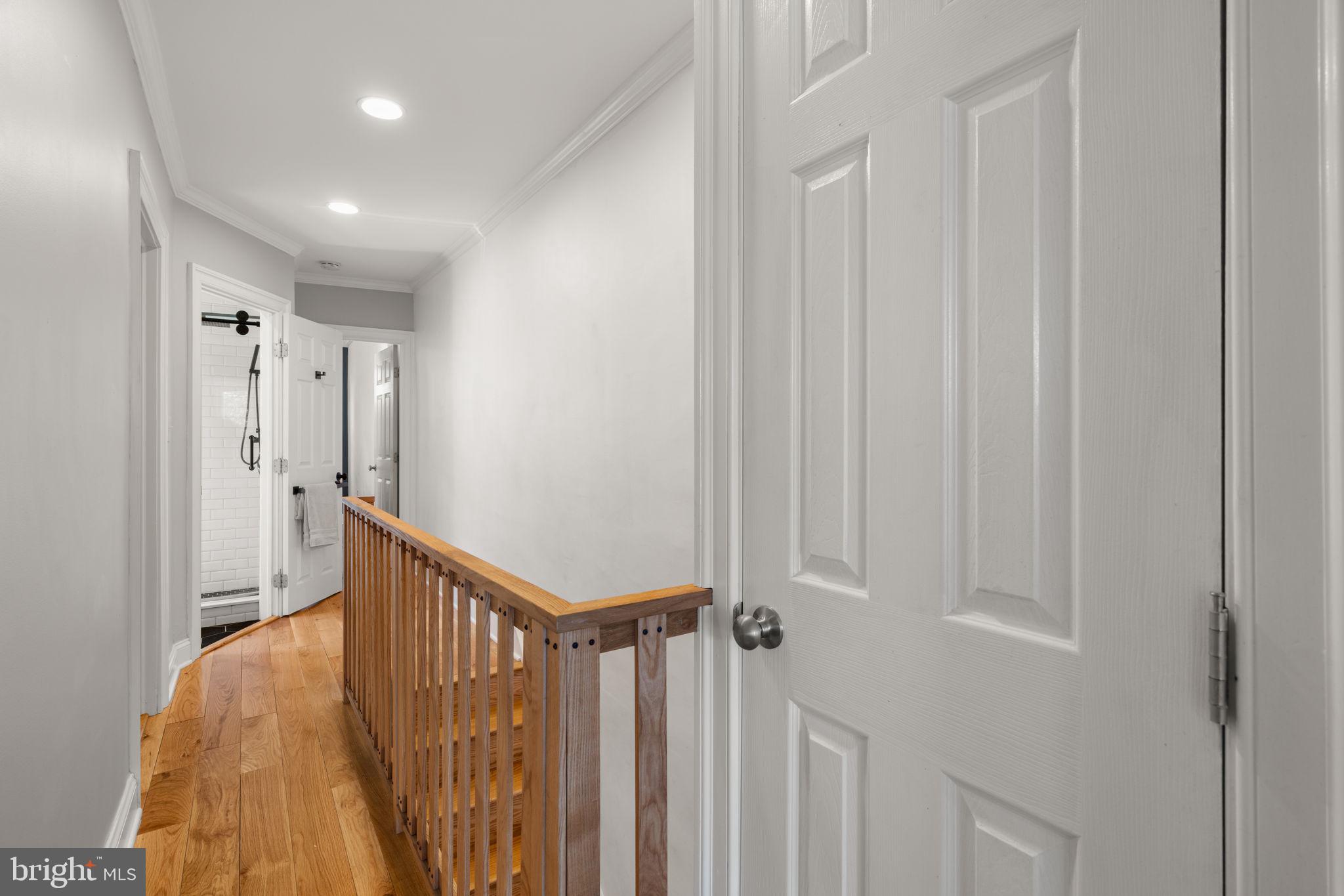 WALNUT HILL - Residential