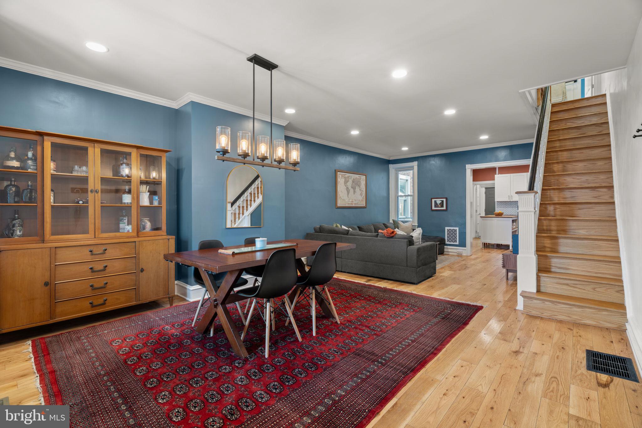 WALNUT HILL - Residential