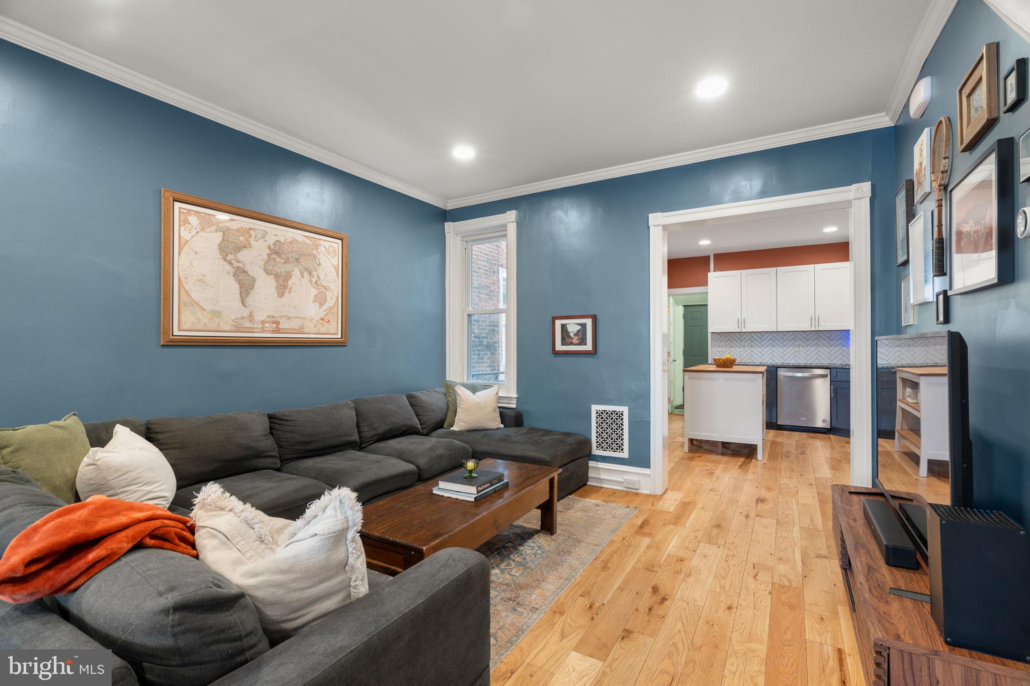 WALNUT HILL - Residential