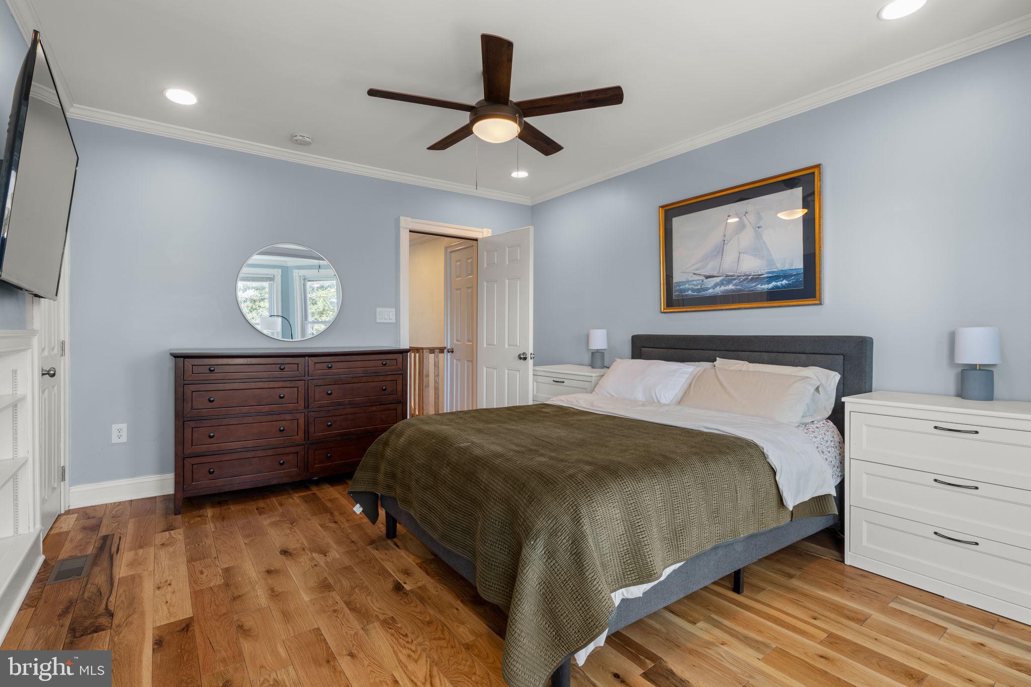 WALNUT HILL - Residential