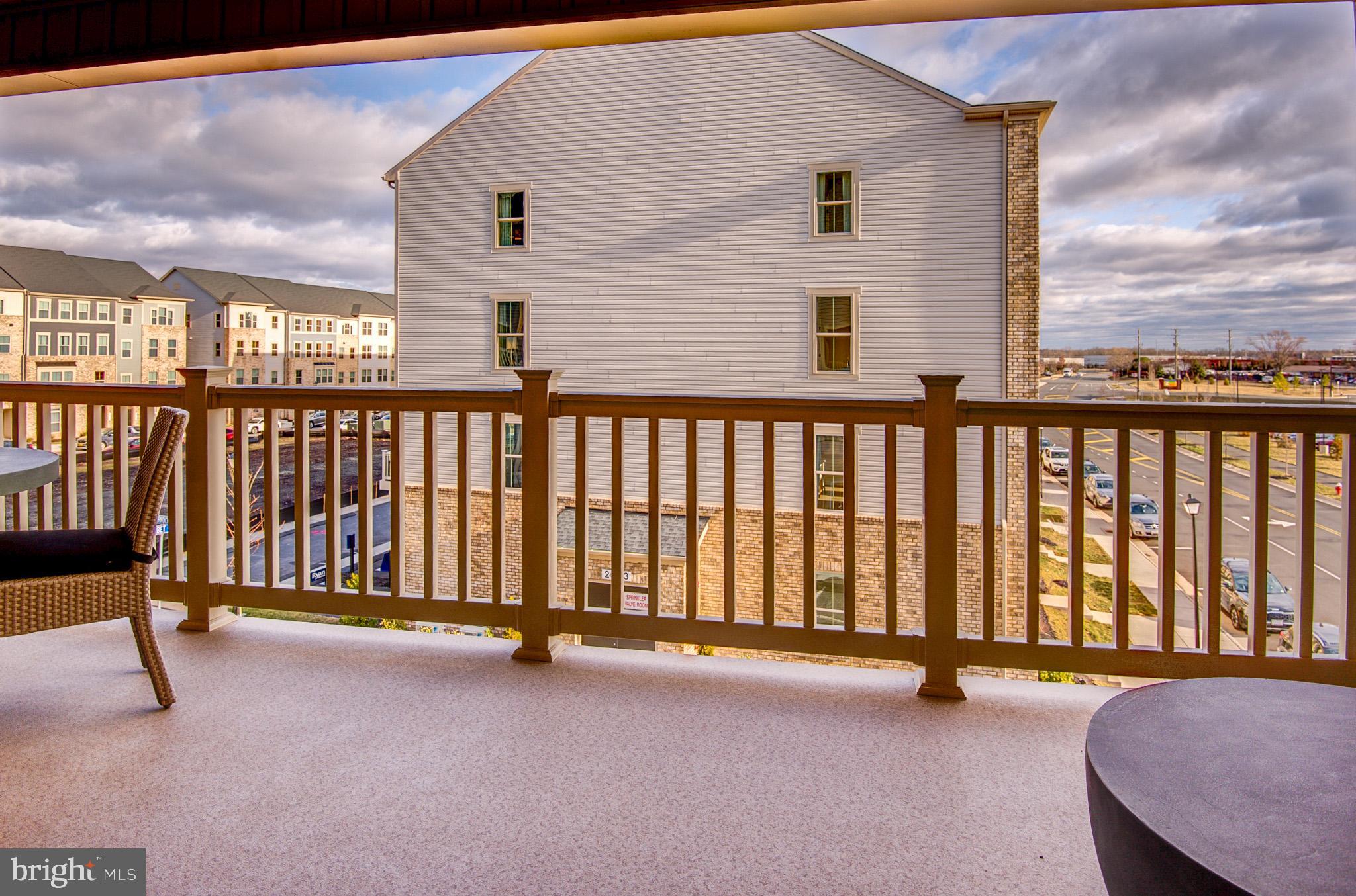 ARCOLA TOWN CENTER CONDO - Residential Lease