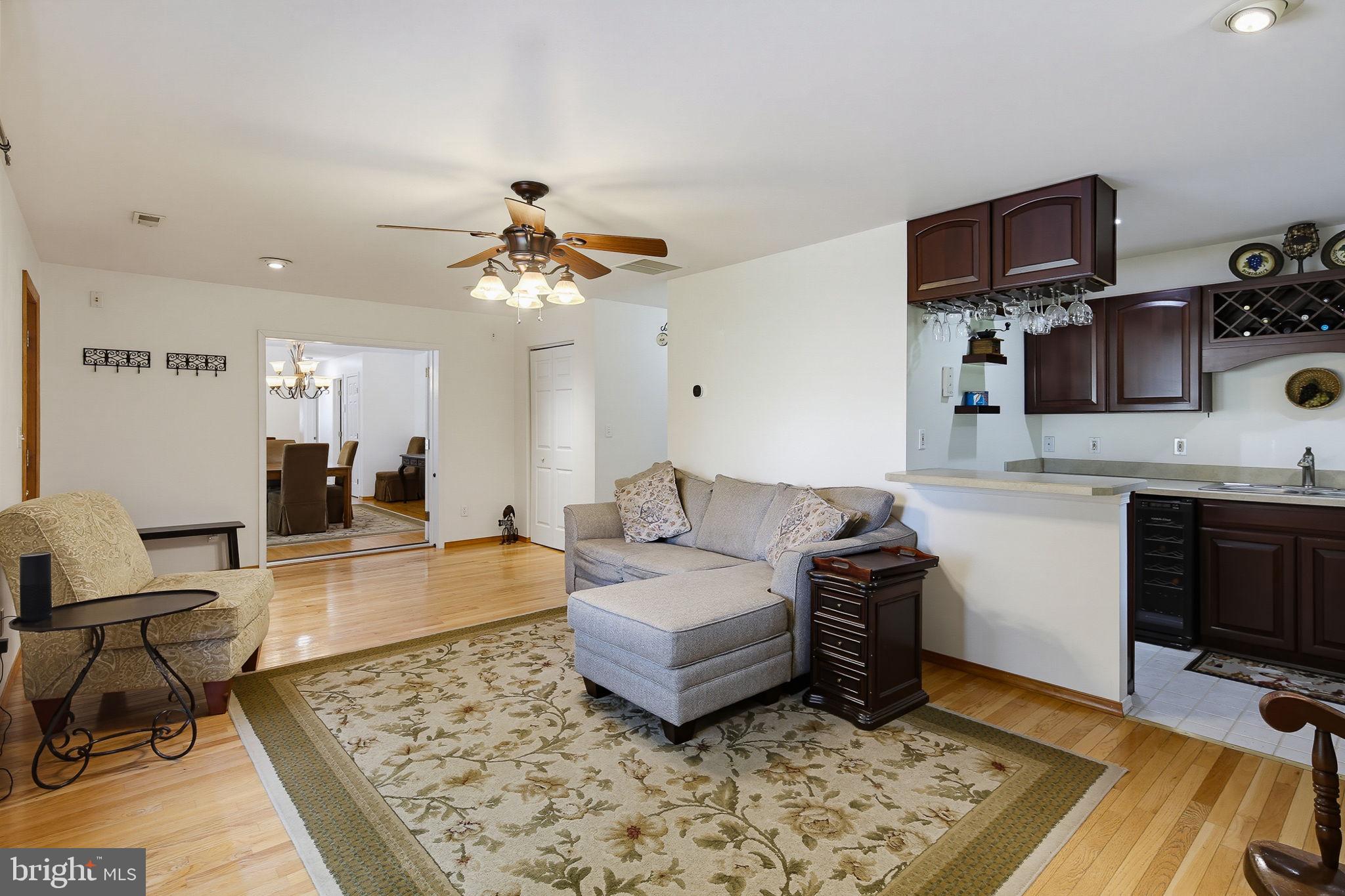 TWIN RIVER BEACH - Residential