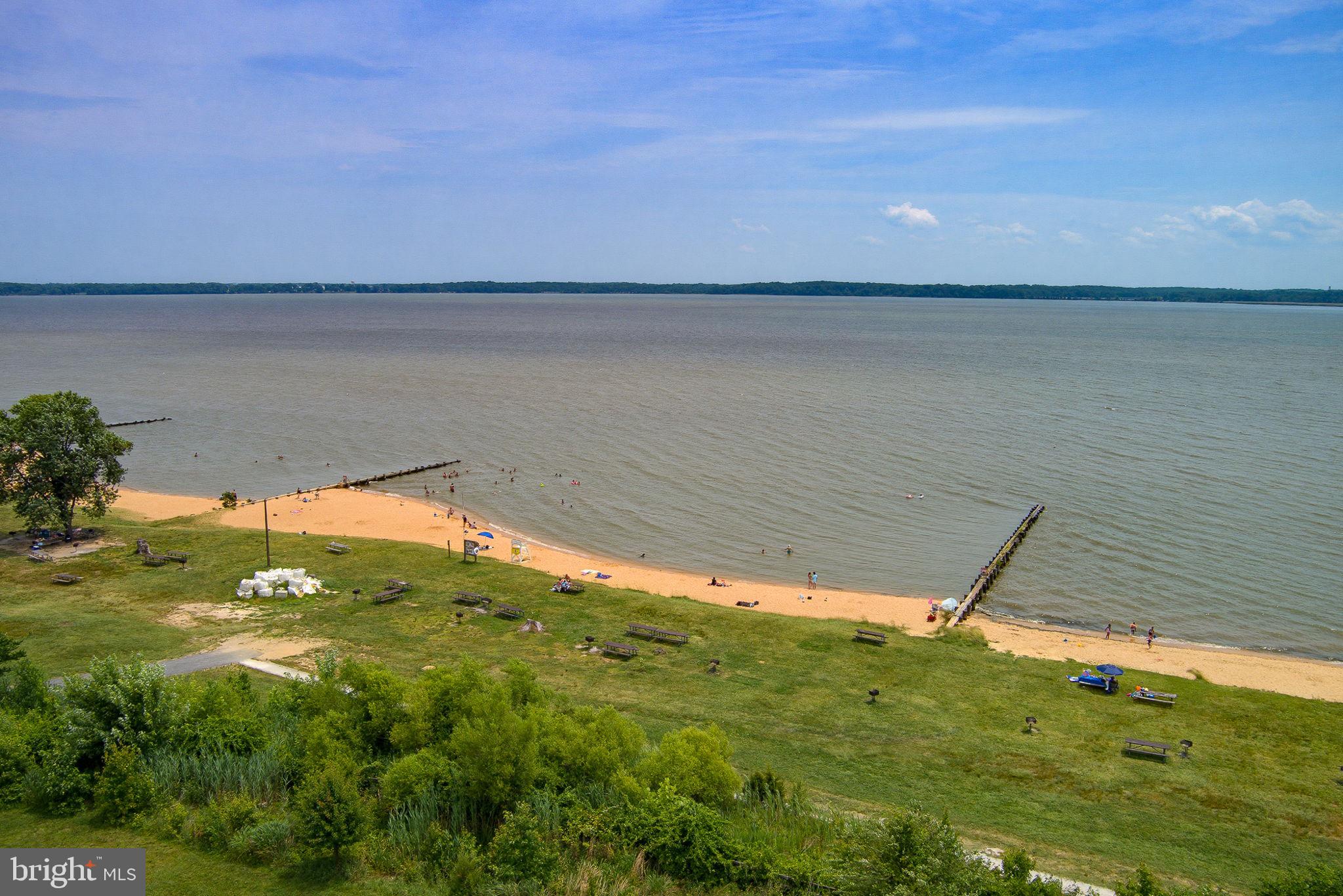 TWIN RIVER BEACH - Residential