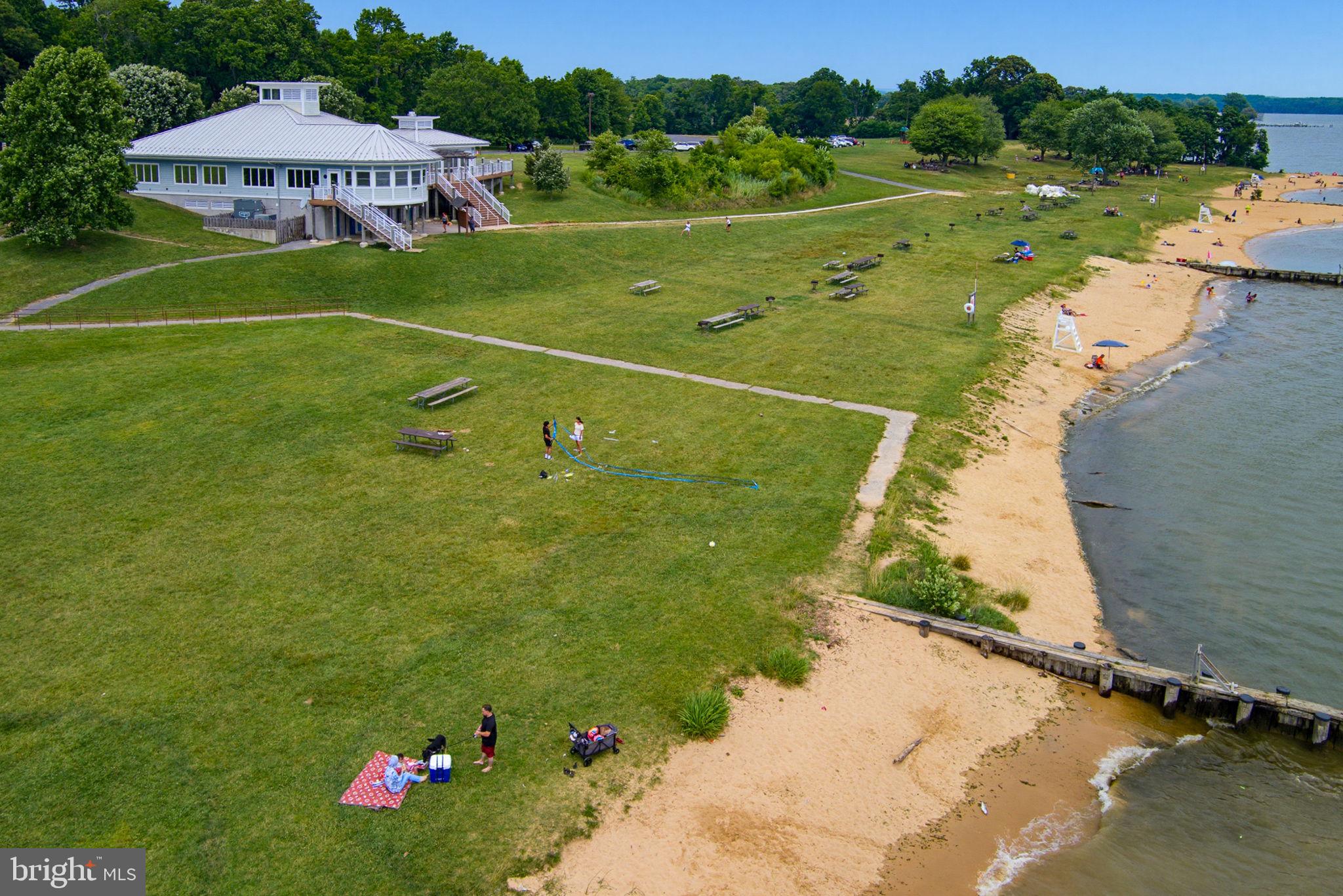 TWIN RIVER BEACH - Residential