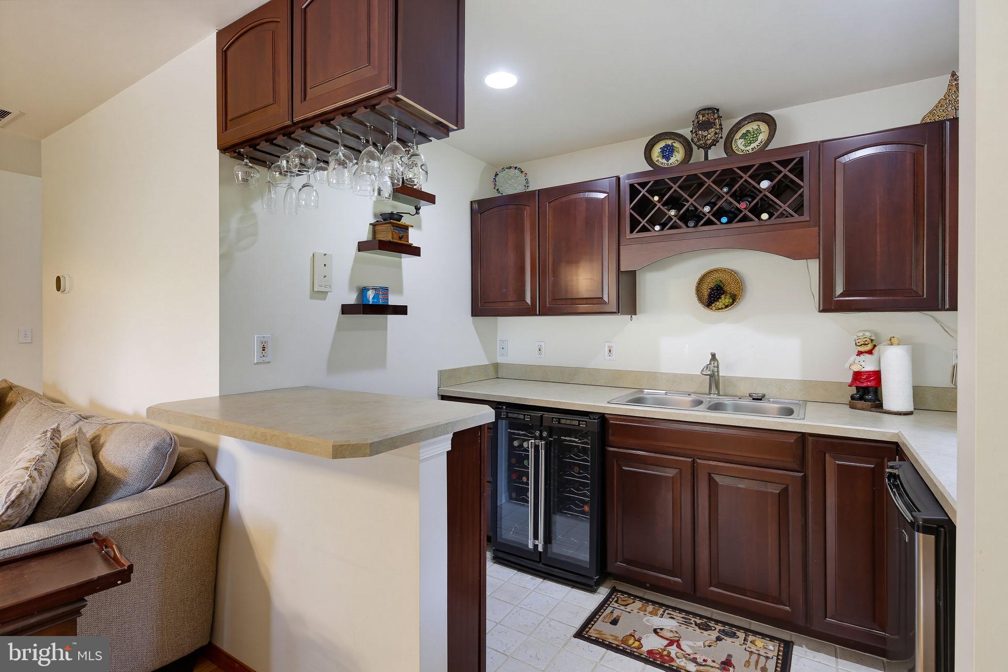 TWIN RIVER BEACH - Residential