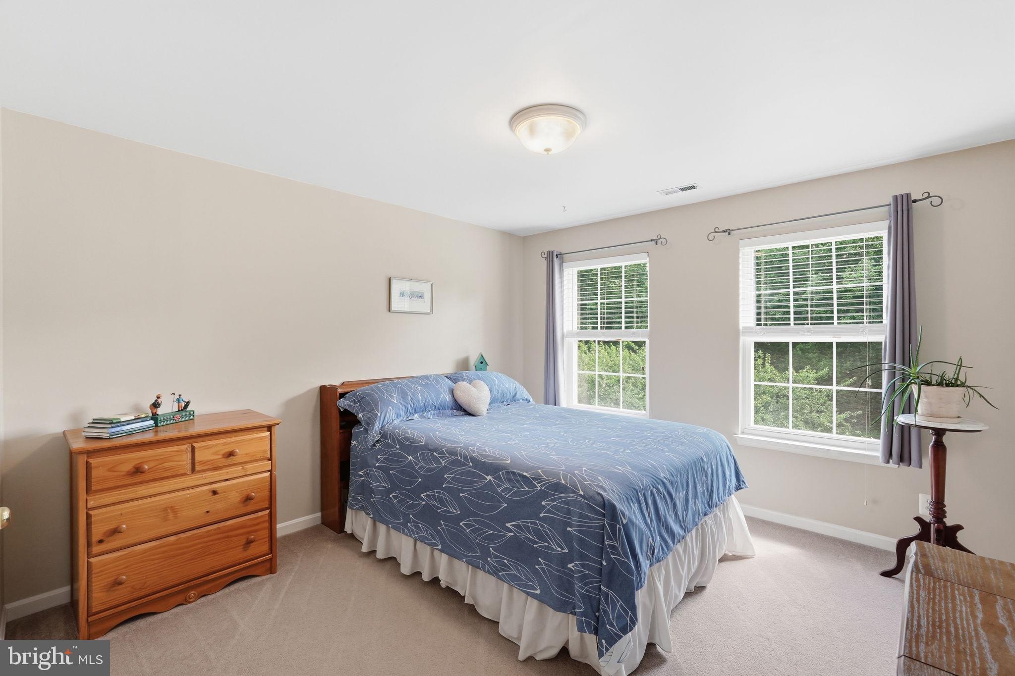 CASTLETON - Residential