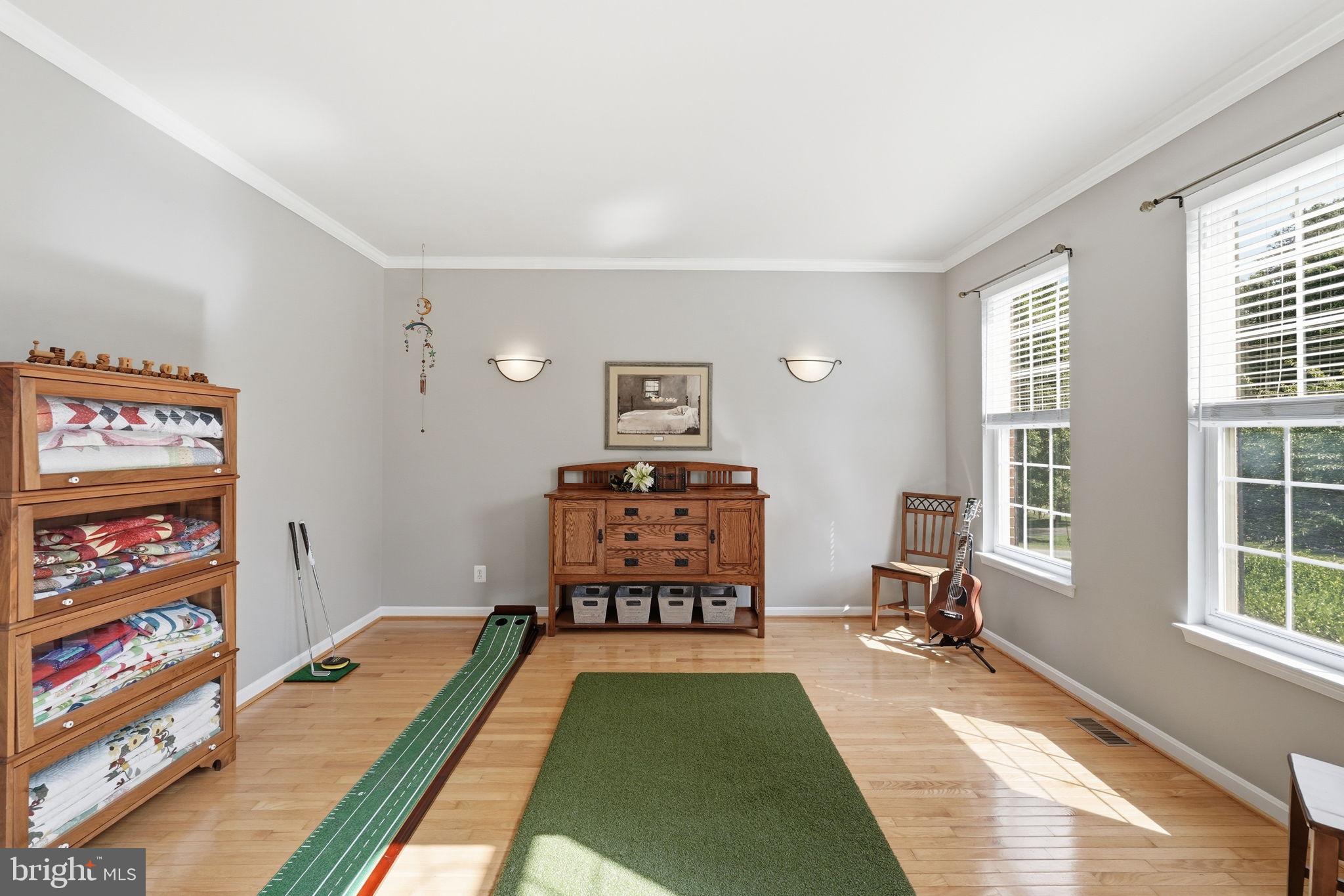 CASTLETON - Residential