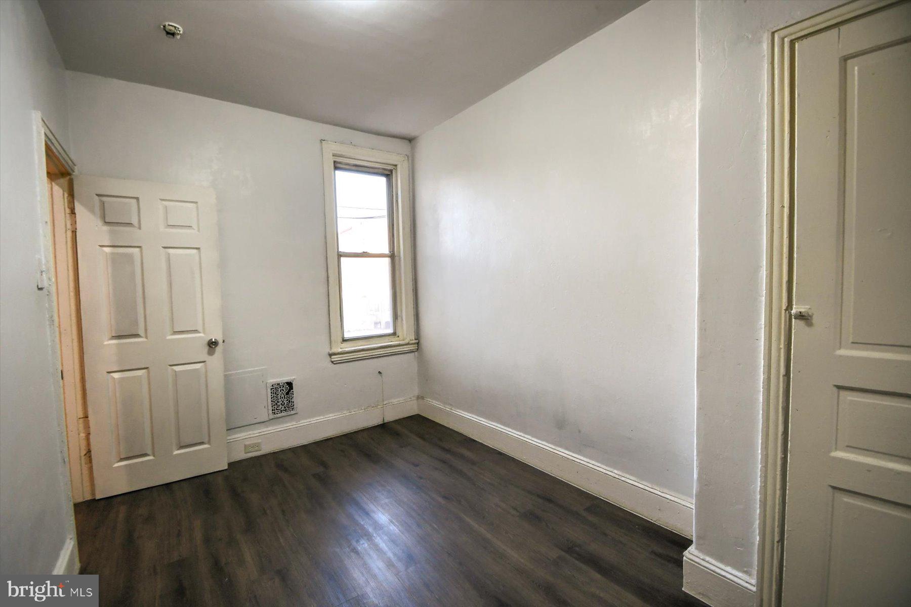 BELMONT - Residential Lease