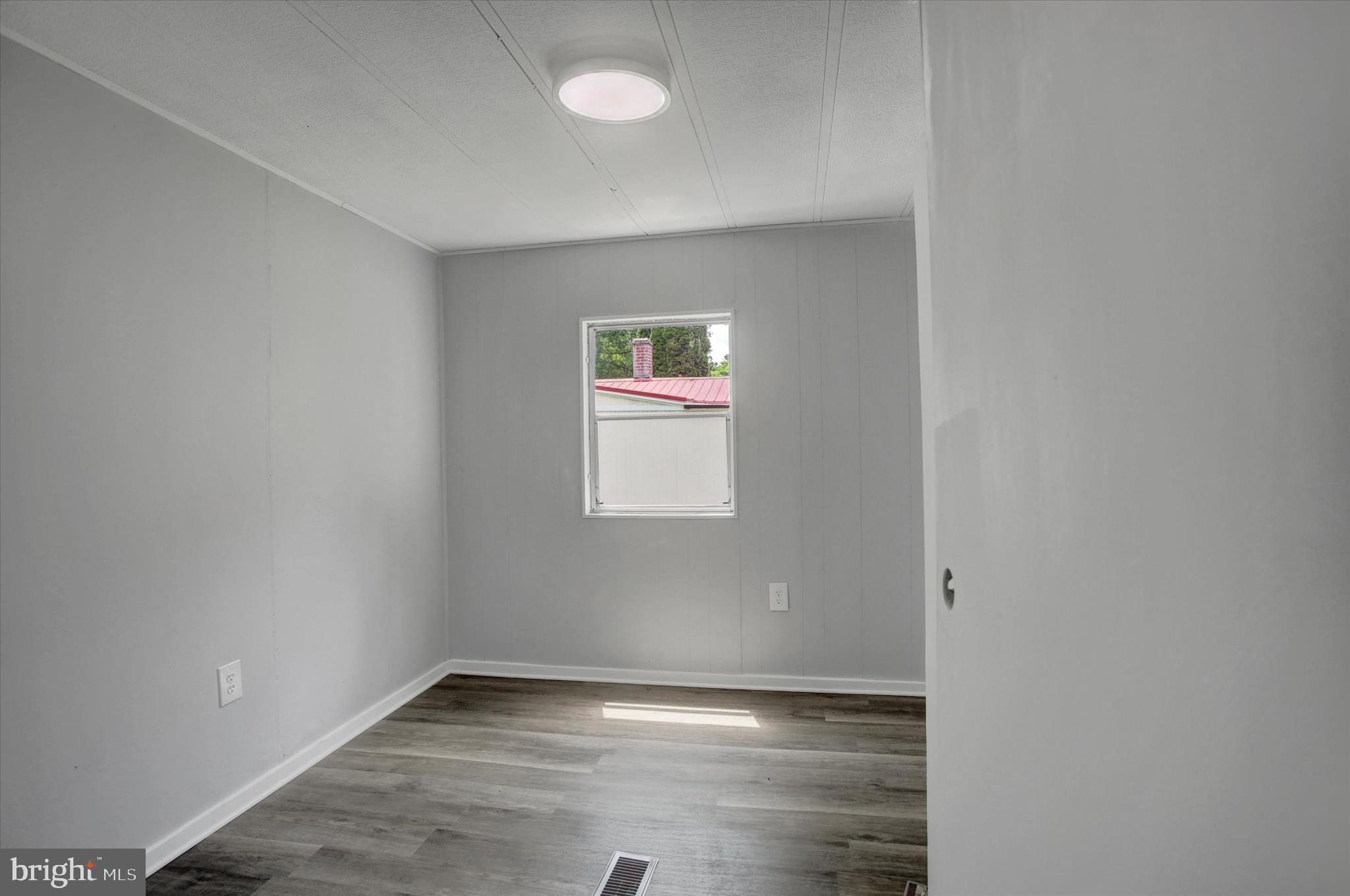 SHIPPENSBURG MOBILE ESTATES - Residential