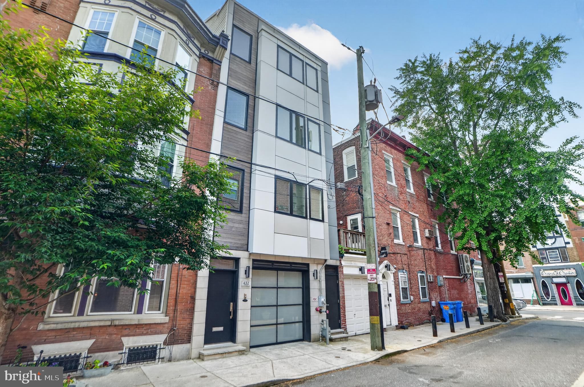 SOCIETY HILL - Residential
