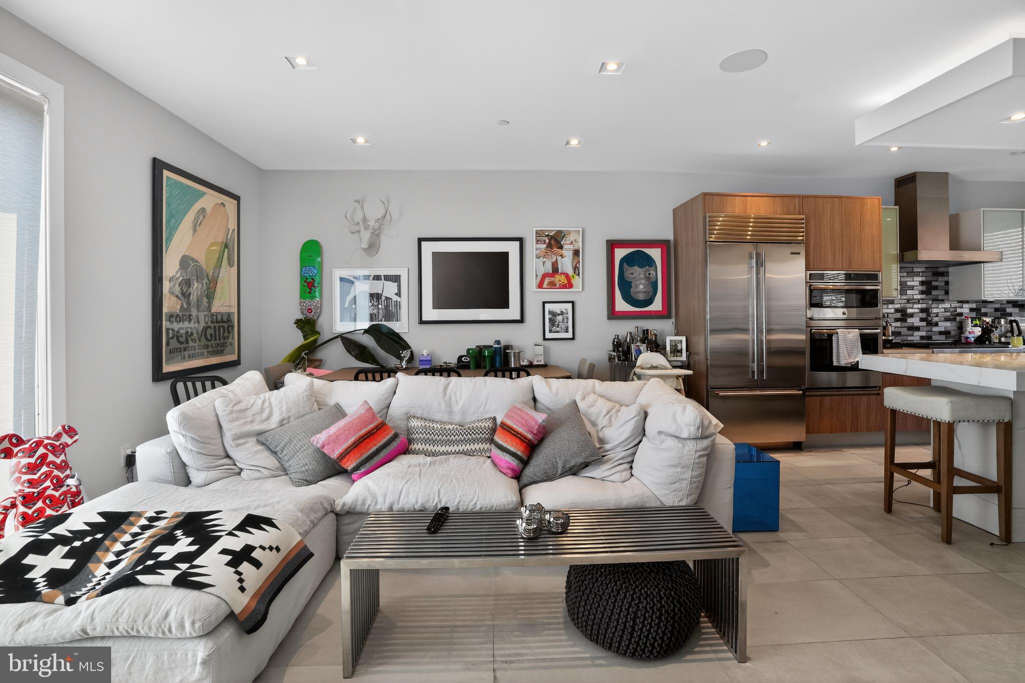 SOCIETY HILL - Residential