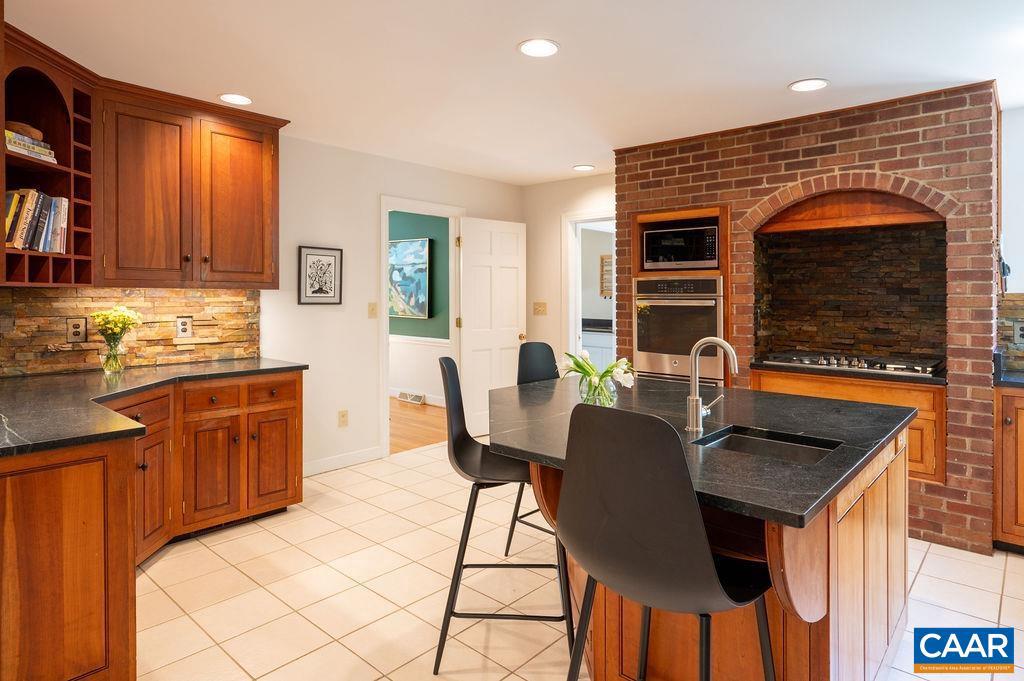 WAVERLY - Residential