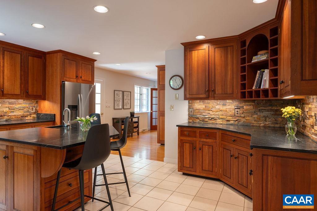 WAVERLY - Residential