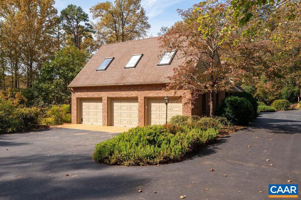 WAVERLY - Residential