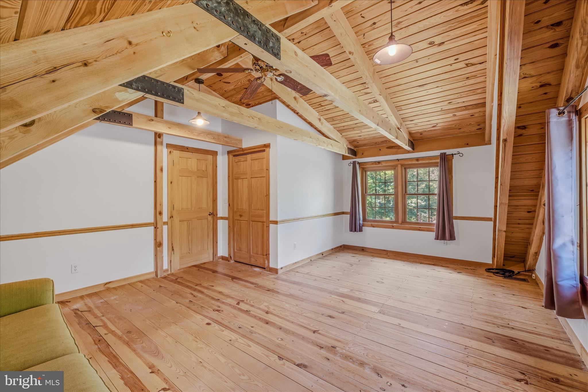 HARDWOOD HILLS - Residential