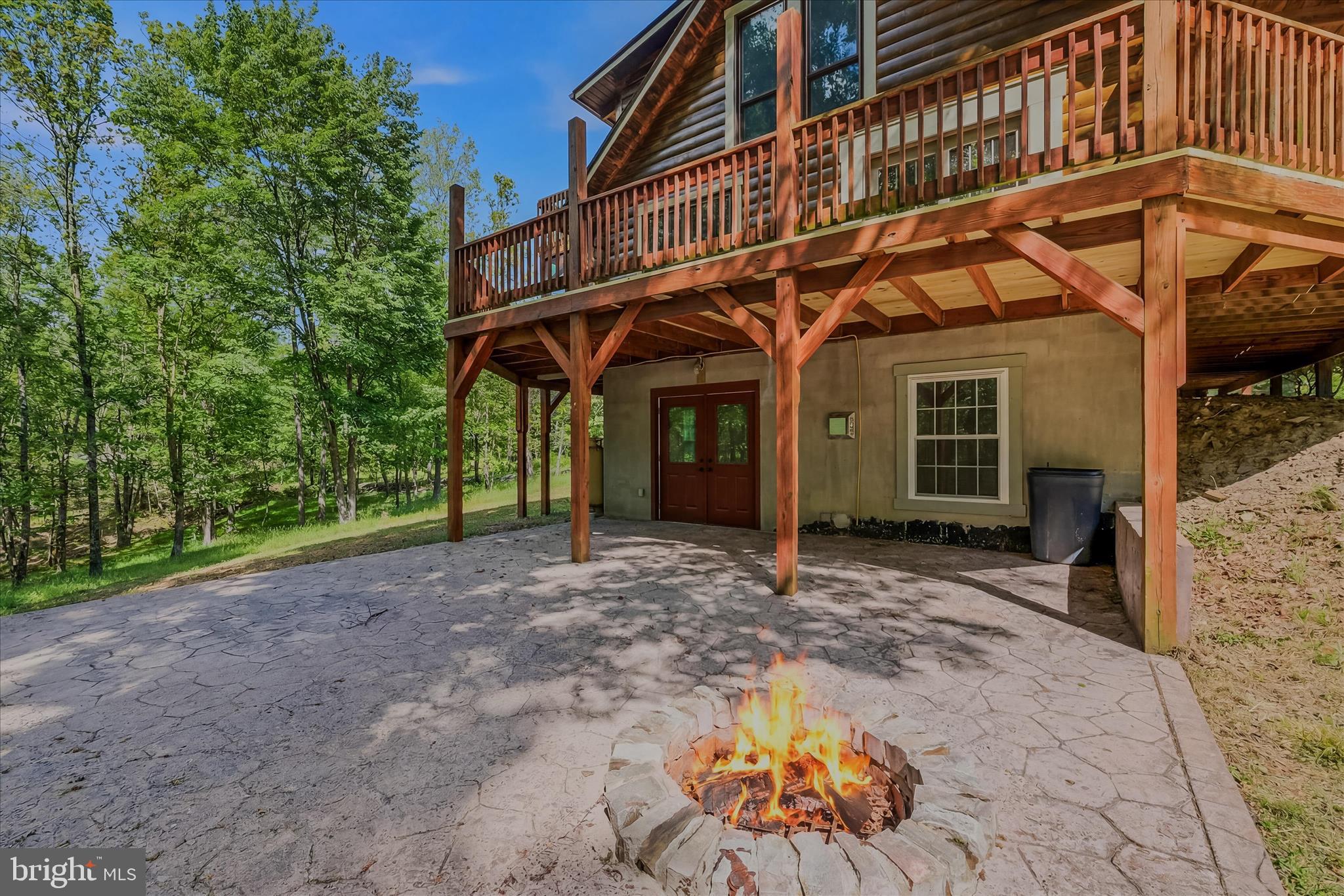 HARDWOOD HILLS - Residential