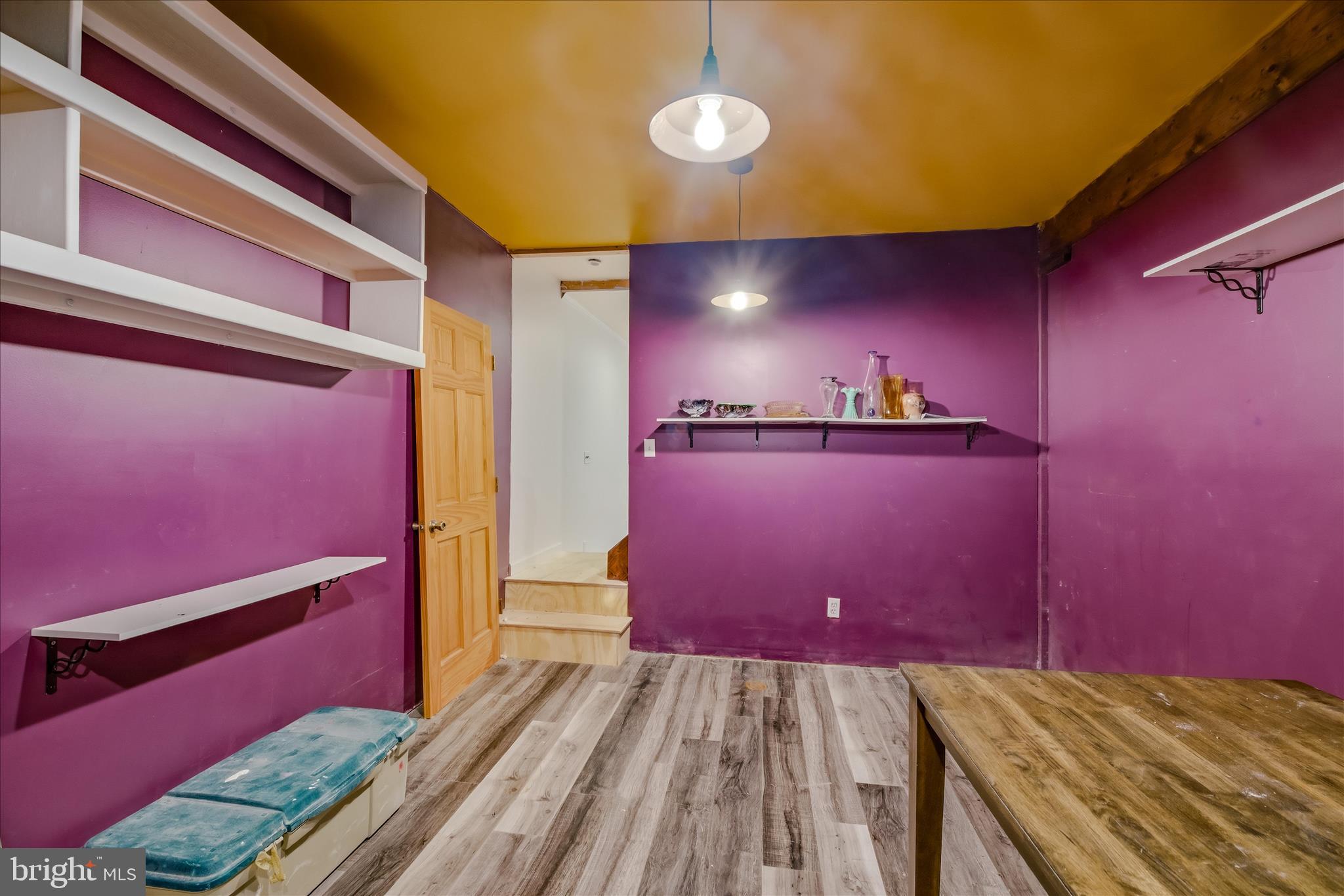 HARDWOOD HILLS - Residential