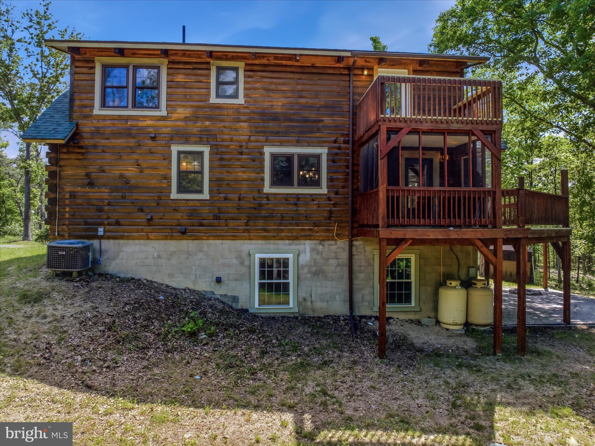 HARDWOOD HILLS - Residential