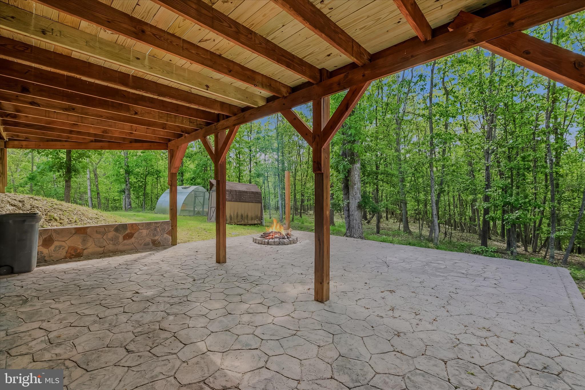 HARDWOOD HILLS - Residential