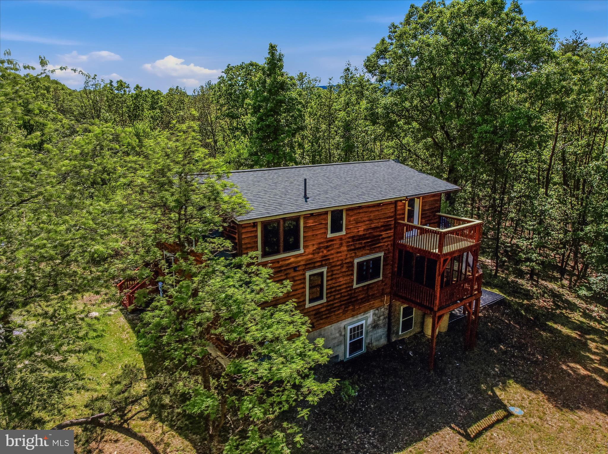HARDWOOD HILLS - Residential