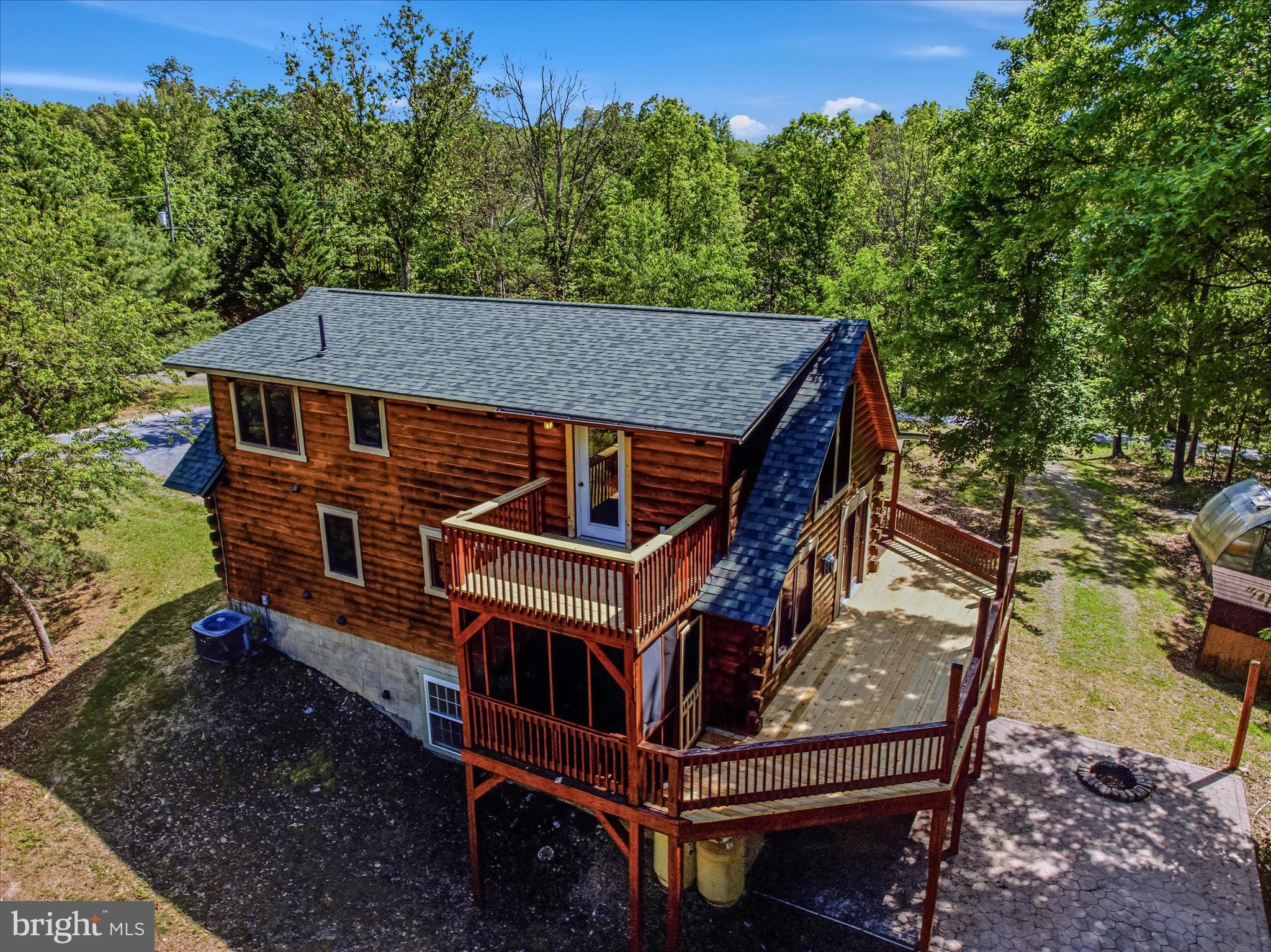 HARDWOOD HILLS - Residential