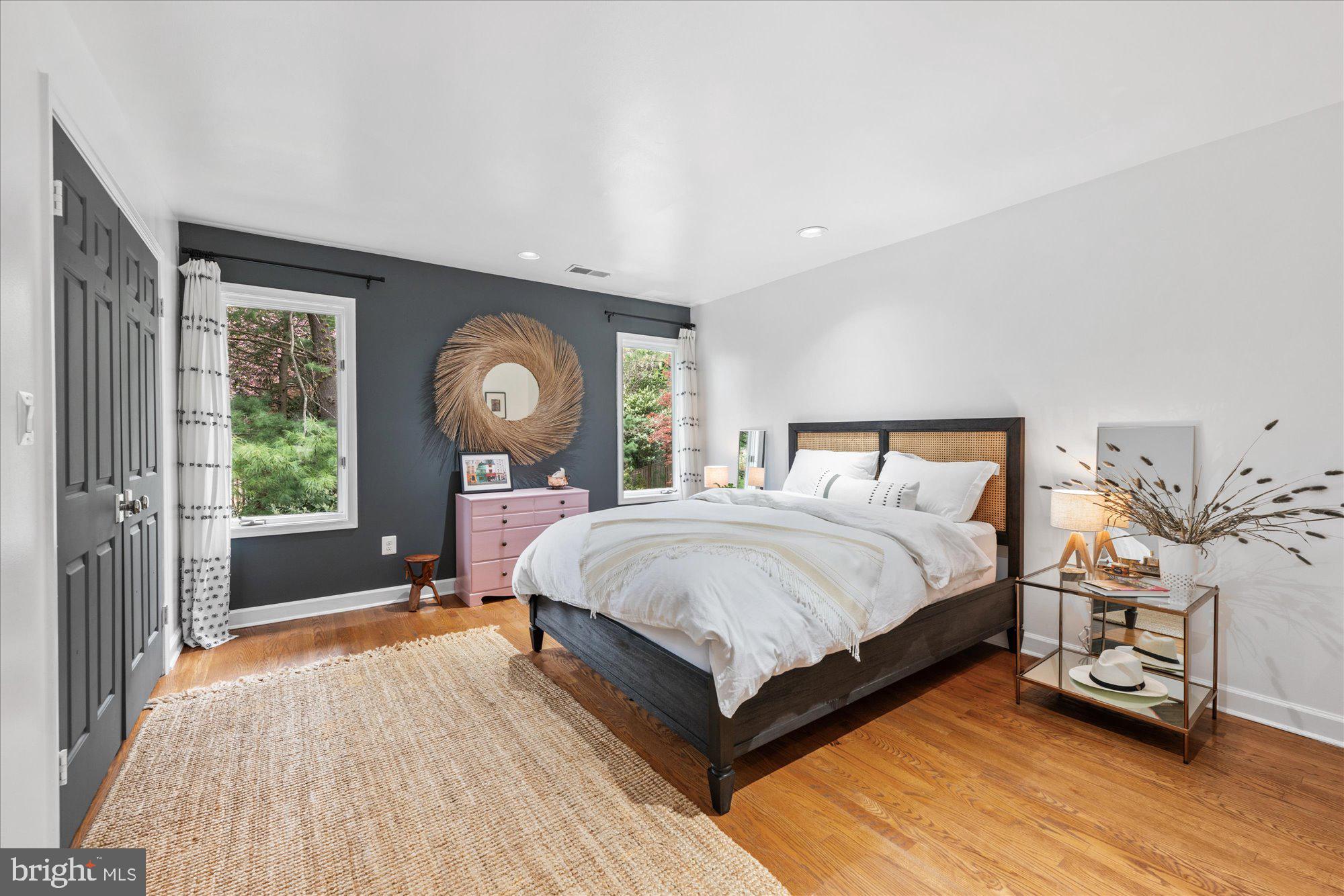 LOCUST RIDGE - Residential