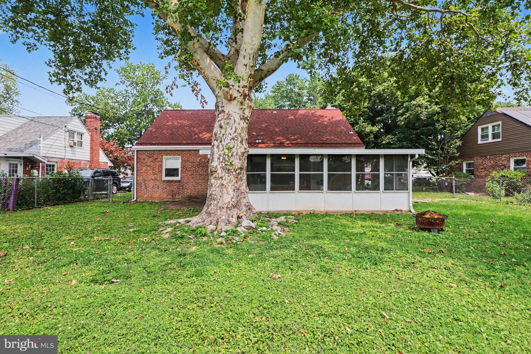 CAMP HILL BOROUGH - Residential
