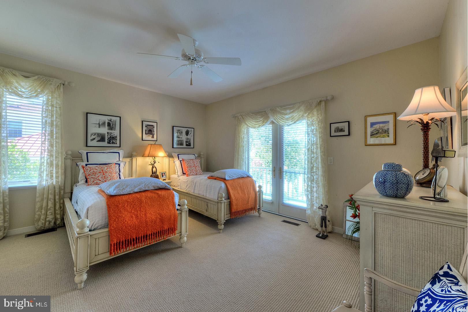 NORTH SHORES - Residential