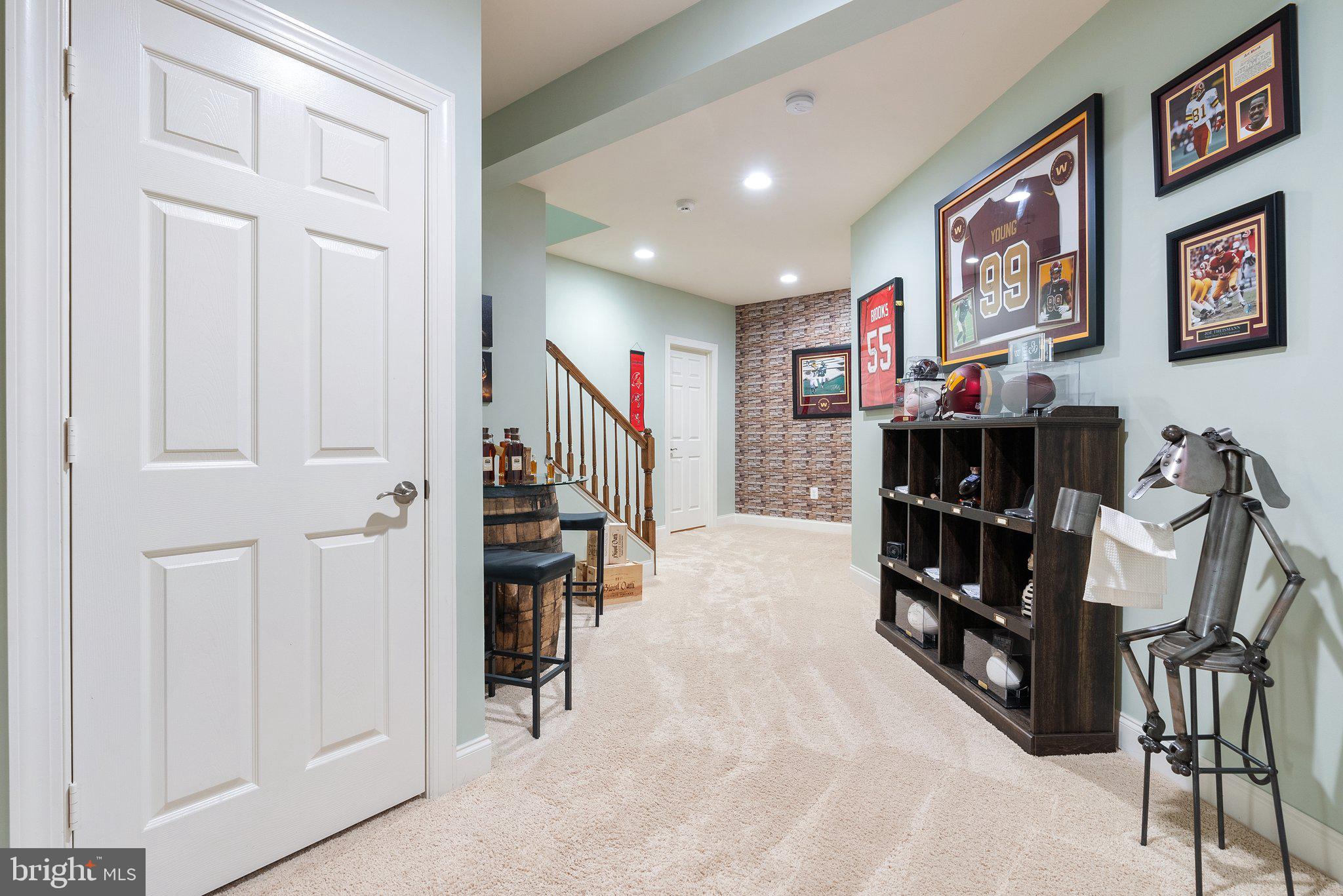 STONE FOX ESTATES - Residential