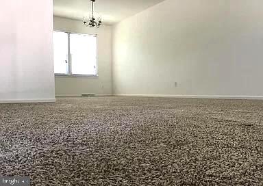 FOREST KNOLLS - Residential Lease