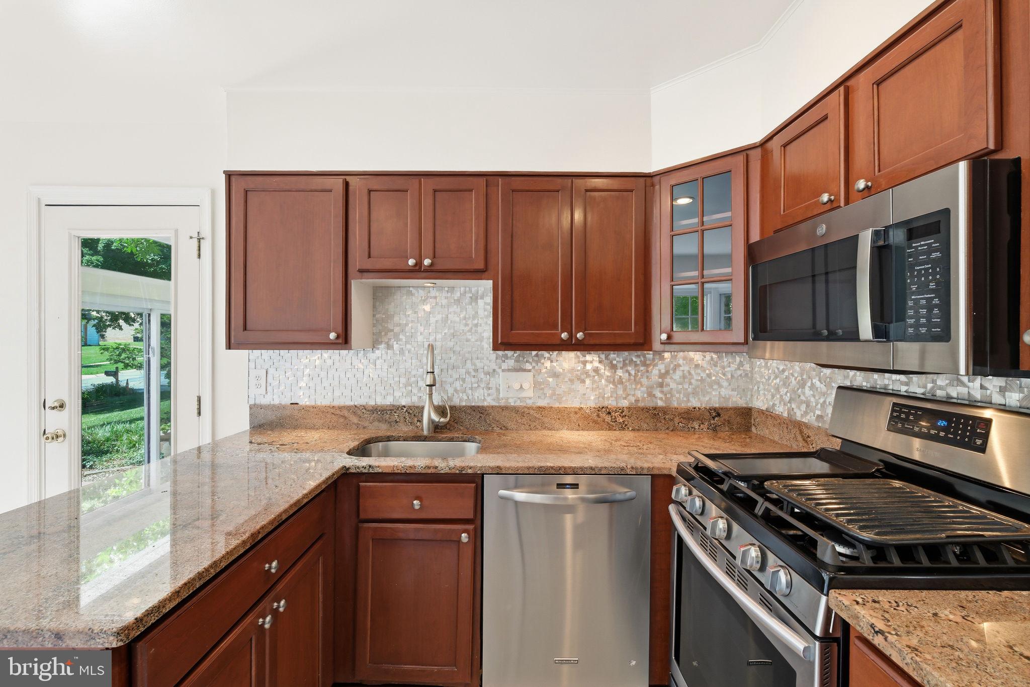 GLENFIELD MANOR - Residential