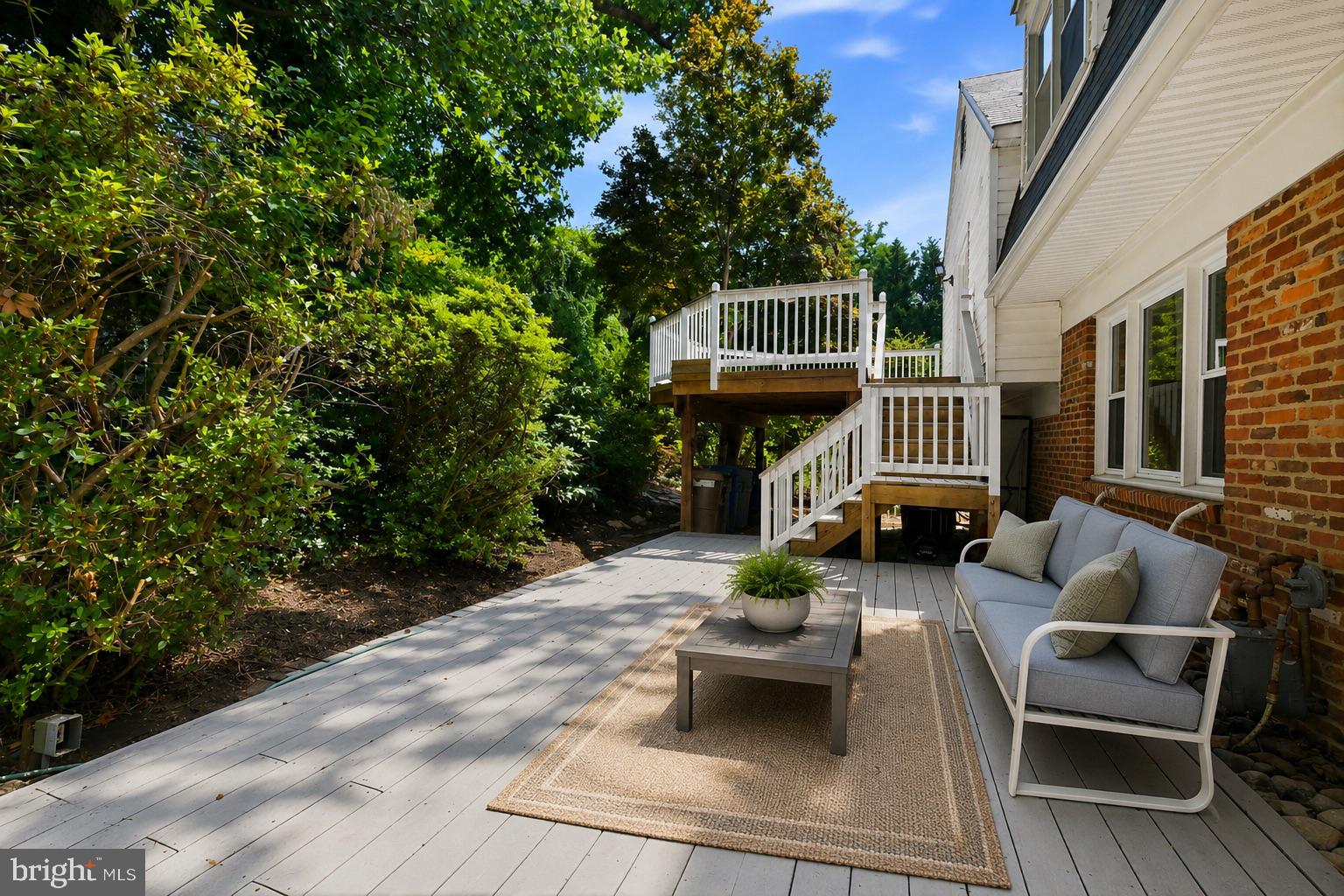 GLENFIELD MANOR - Residential