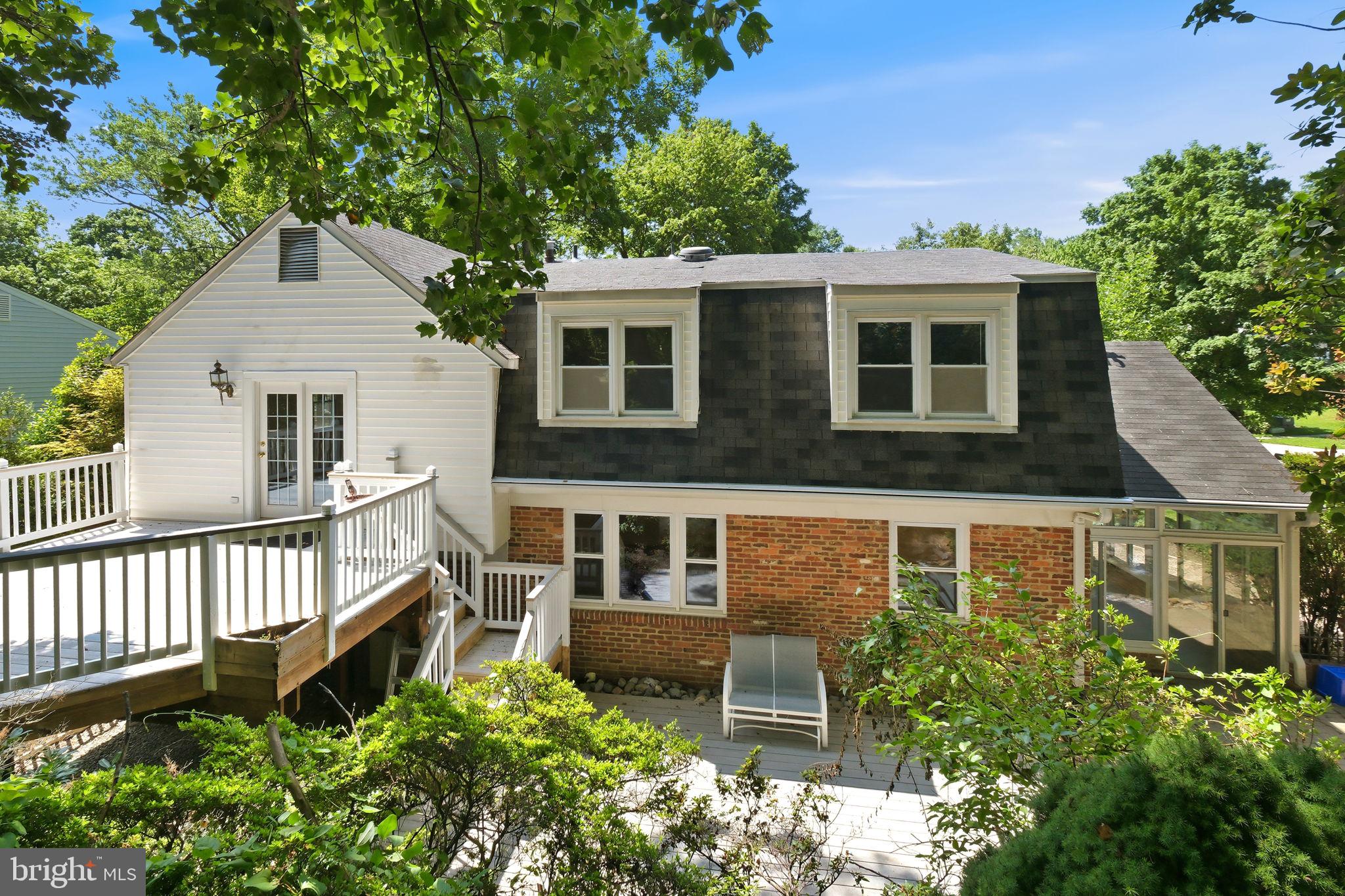GLENFIELD MANOR - Residential