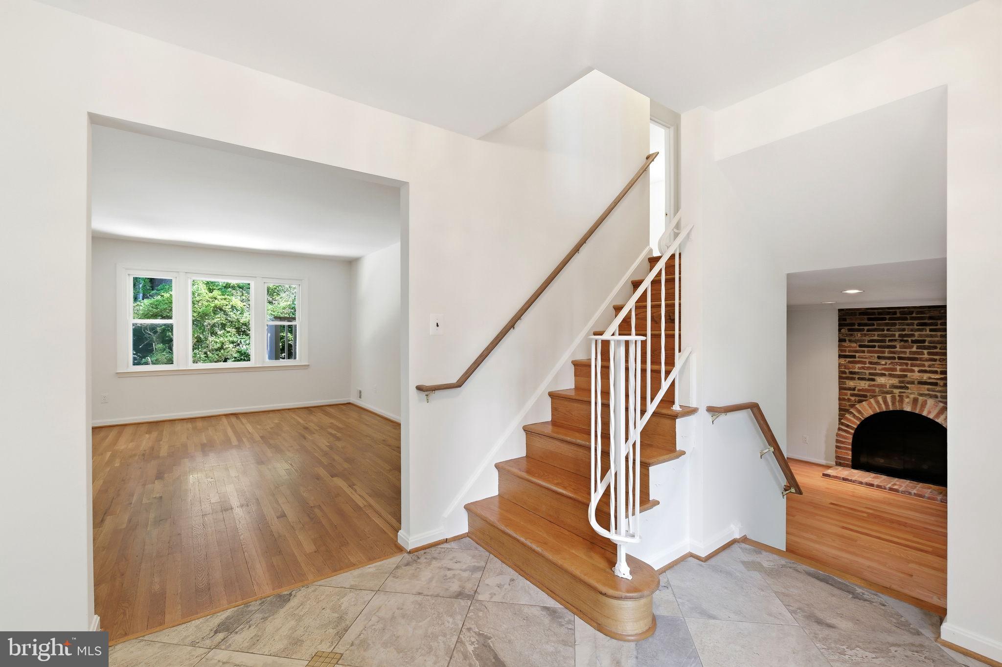 GLENFIELD MANOR - Residential