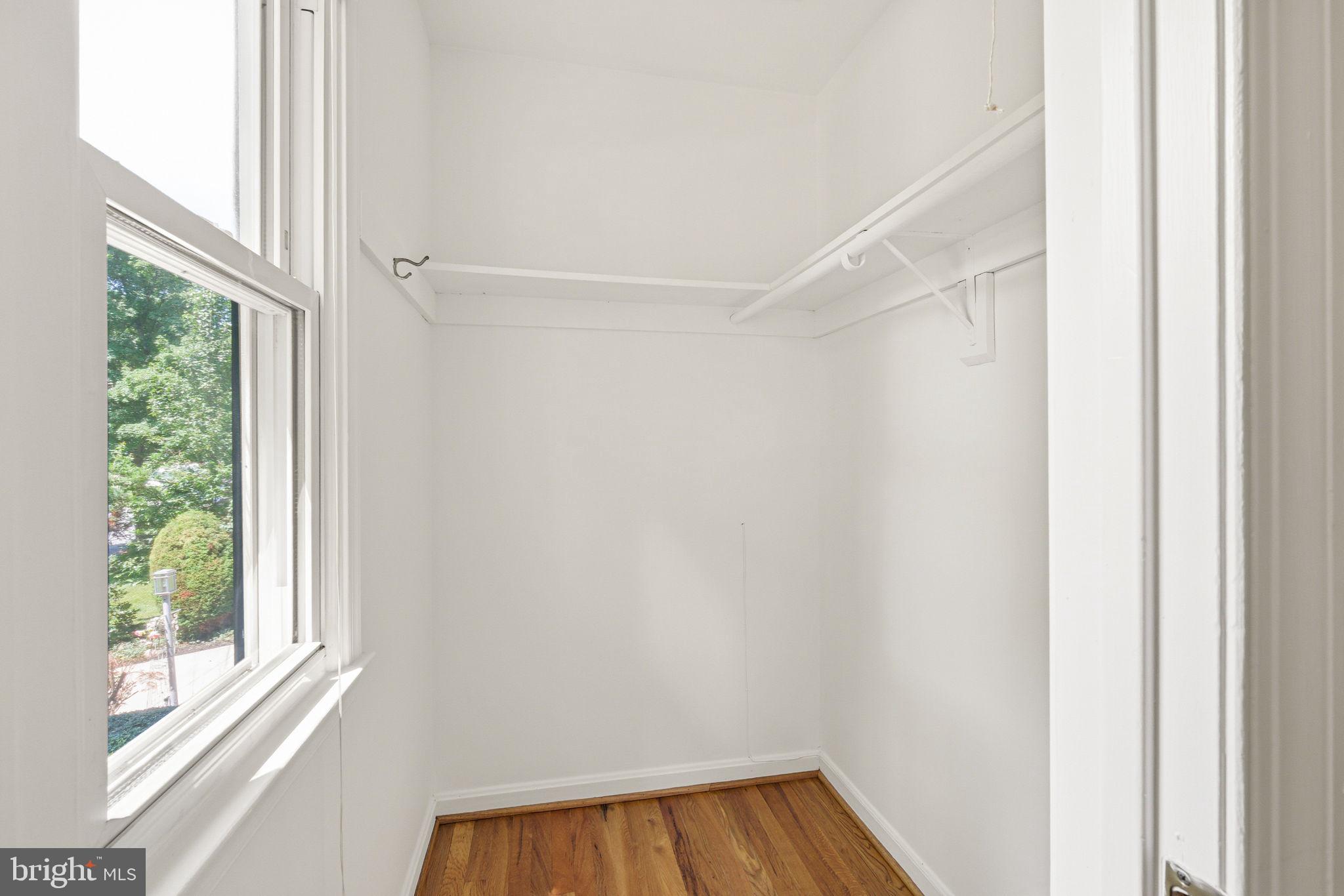 GLENFIELD MANOR - Residential
