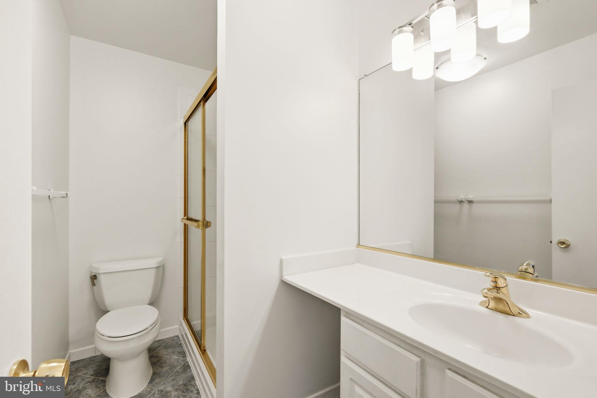 GLENFIELD MANOR - Residential