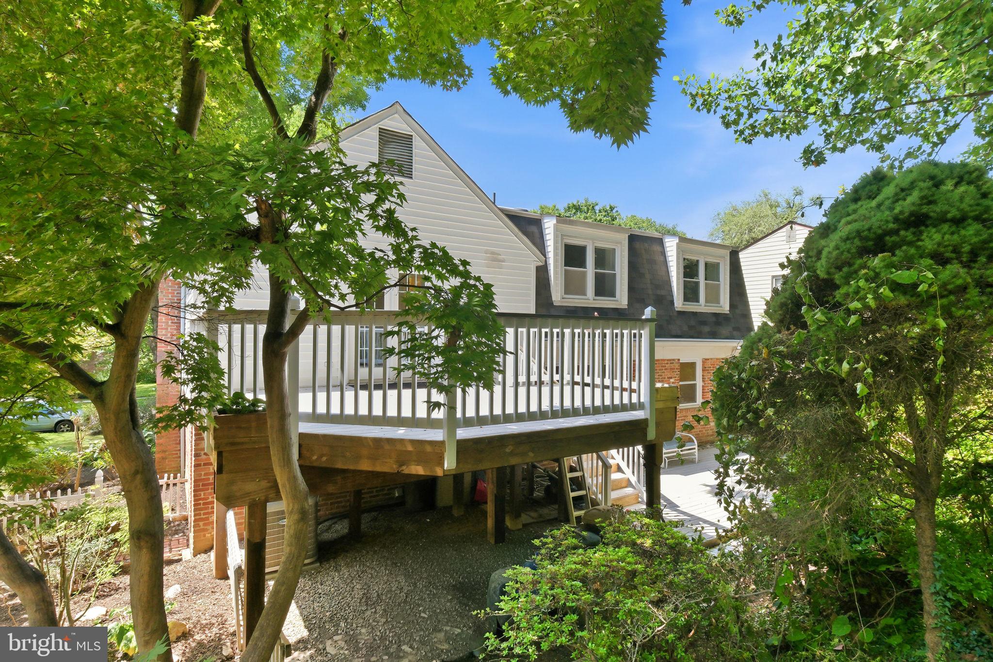 GLENFIELD MANOR - Residential