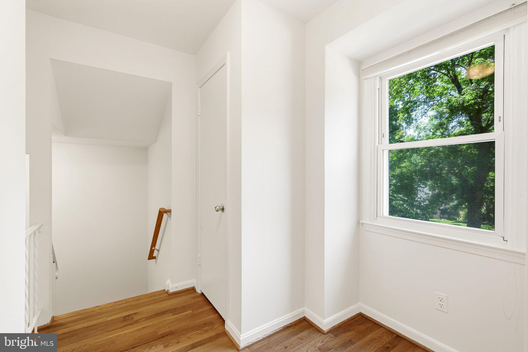 GLENFIELD MANOR - Residential