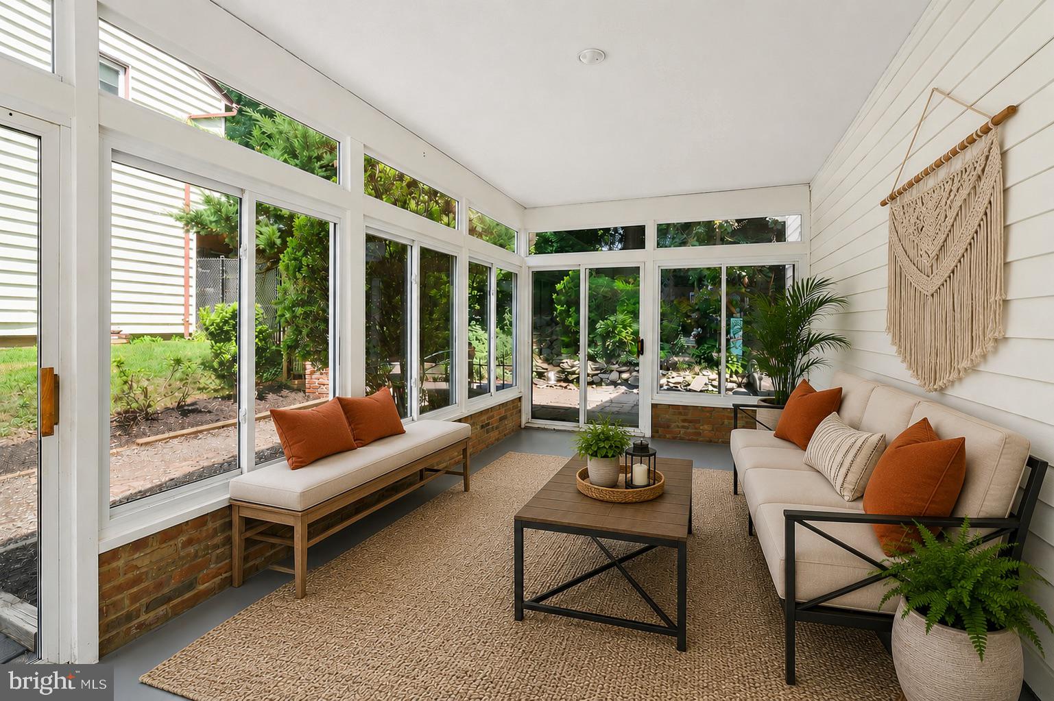 GLENFIELD MANOR - Residential