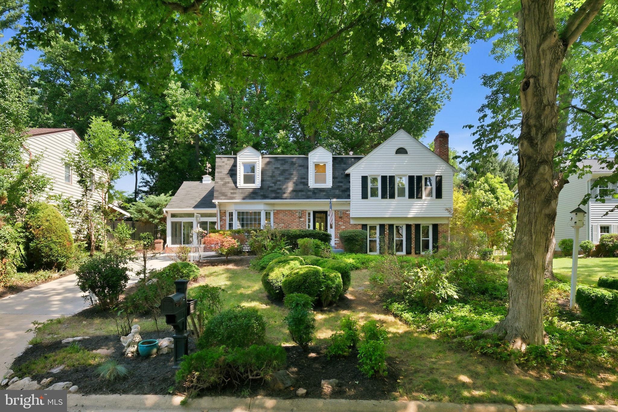 GLENFIELD MANOR - Residential