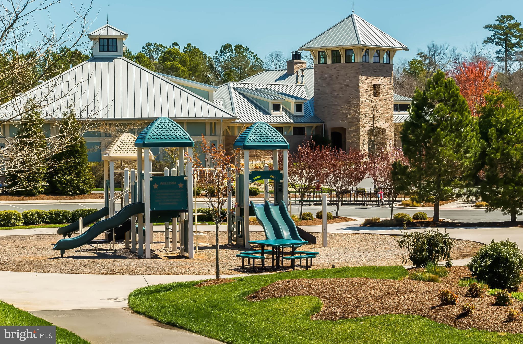 BAY FOREST CLUB - Residential