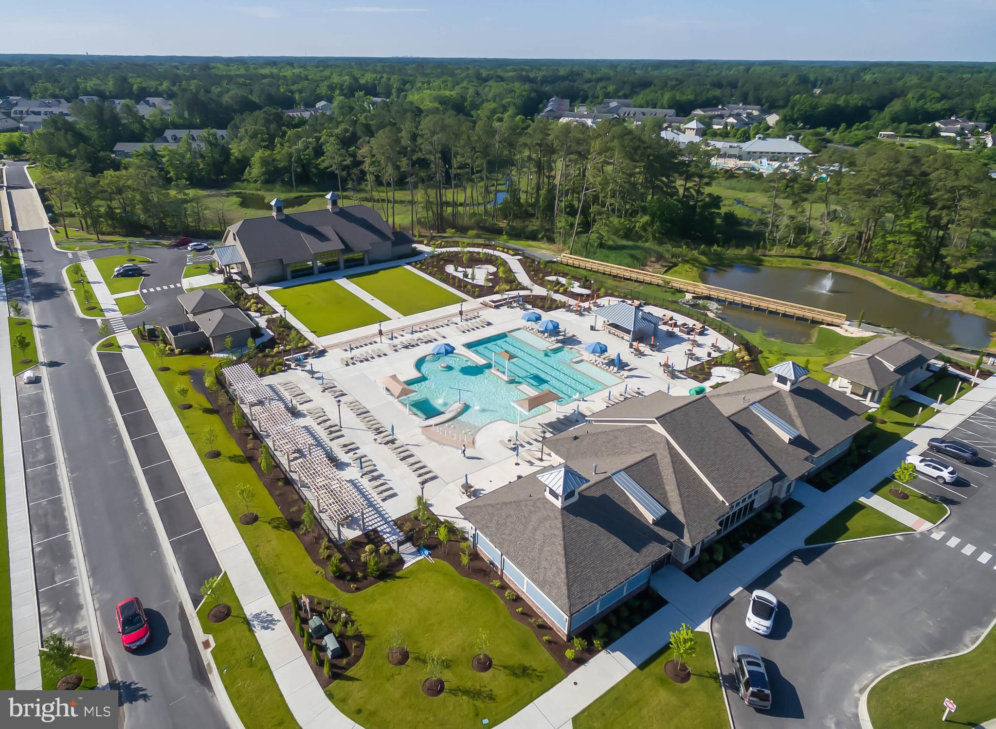 BAY FOREST CLUB - Residential
