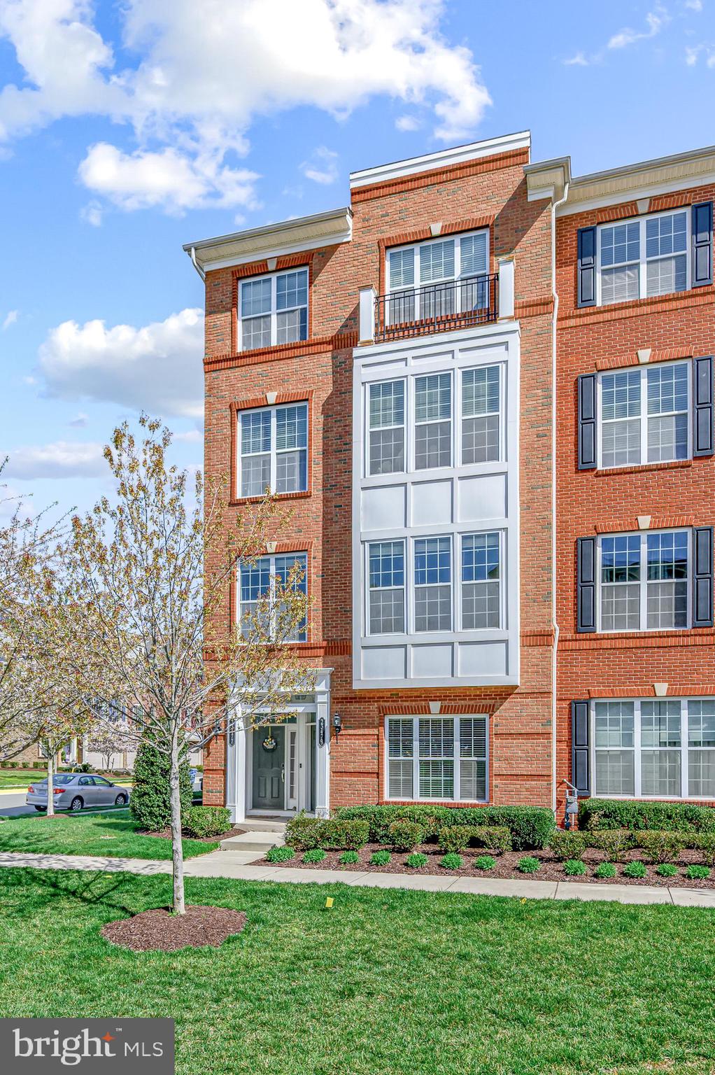 Discover your new home at 23479 Aldie Manor Terrace, Ashburn! This delightful 3-bedroom, 2.5-bathroom home offers 1,650 square feet of inviting space. Enjoy the comfort of new carpet throughout the upper level, complemented by fresh paint in every room. Located in a highly sought-after neighborhood, you'll have access to fantastic amenities that enhance your lifestyle. This home combines warmth and modern living in one perfect package. Don’t let this opportunity slip by!

Buckingham @ Loudoun Valley is a highly sought after neighborhood with TONS of amenities for every lifestyle. 3 outdoor pools, tennis/ paddleball courts, basketball courts, walking paths, local bus stops, and easy access commuting.