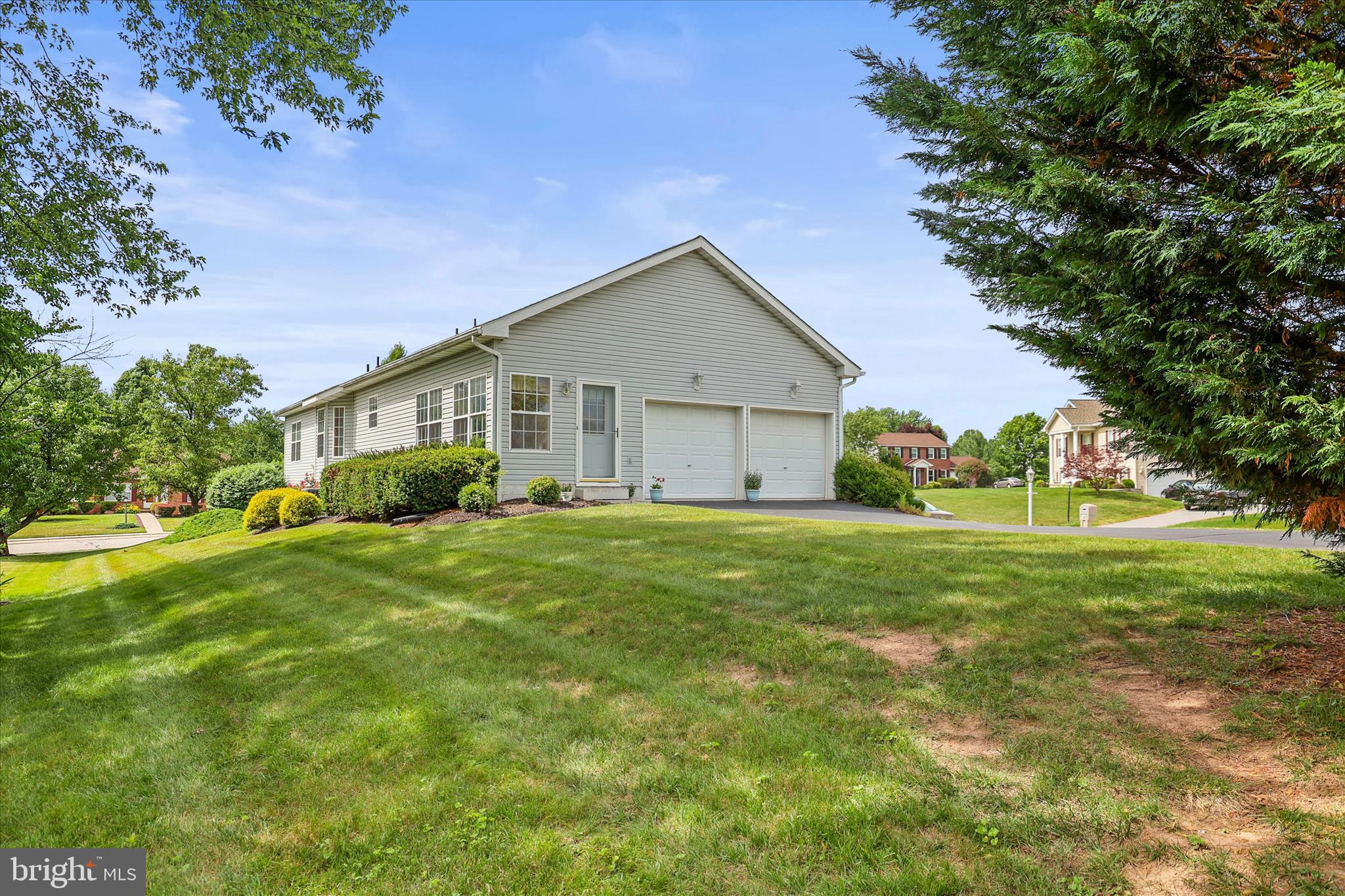 COLONIAL ACRES - Residential