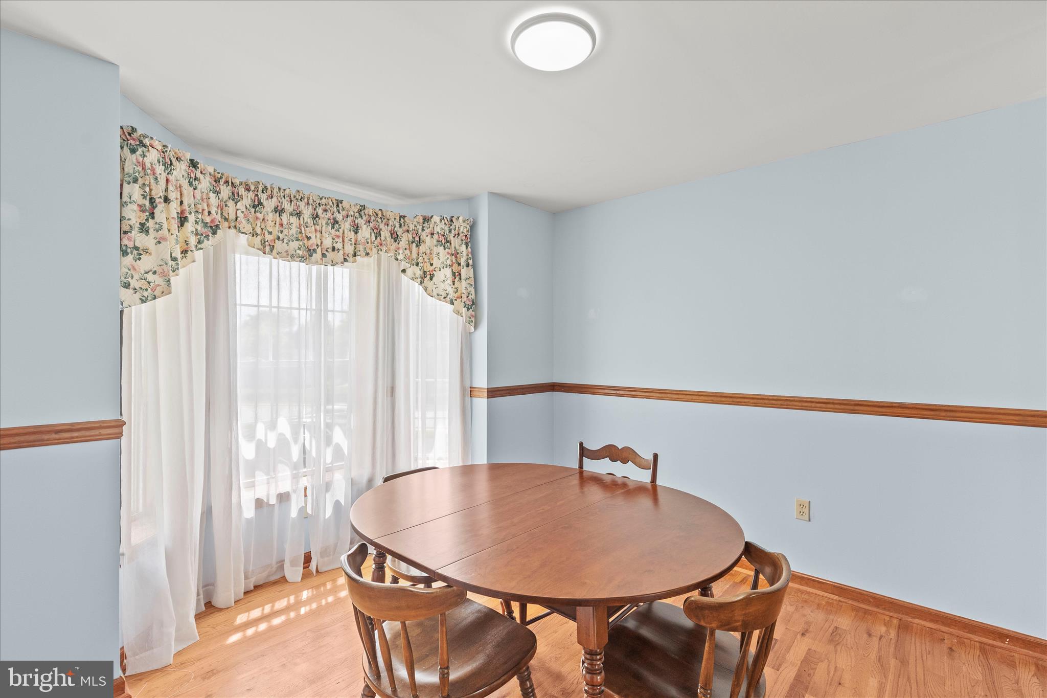COLONIAL ACRES - Residential