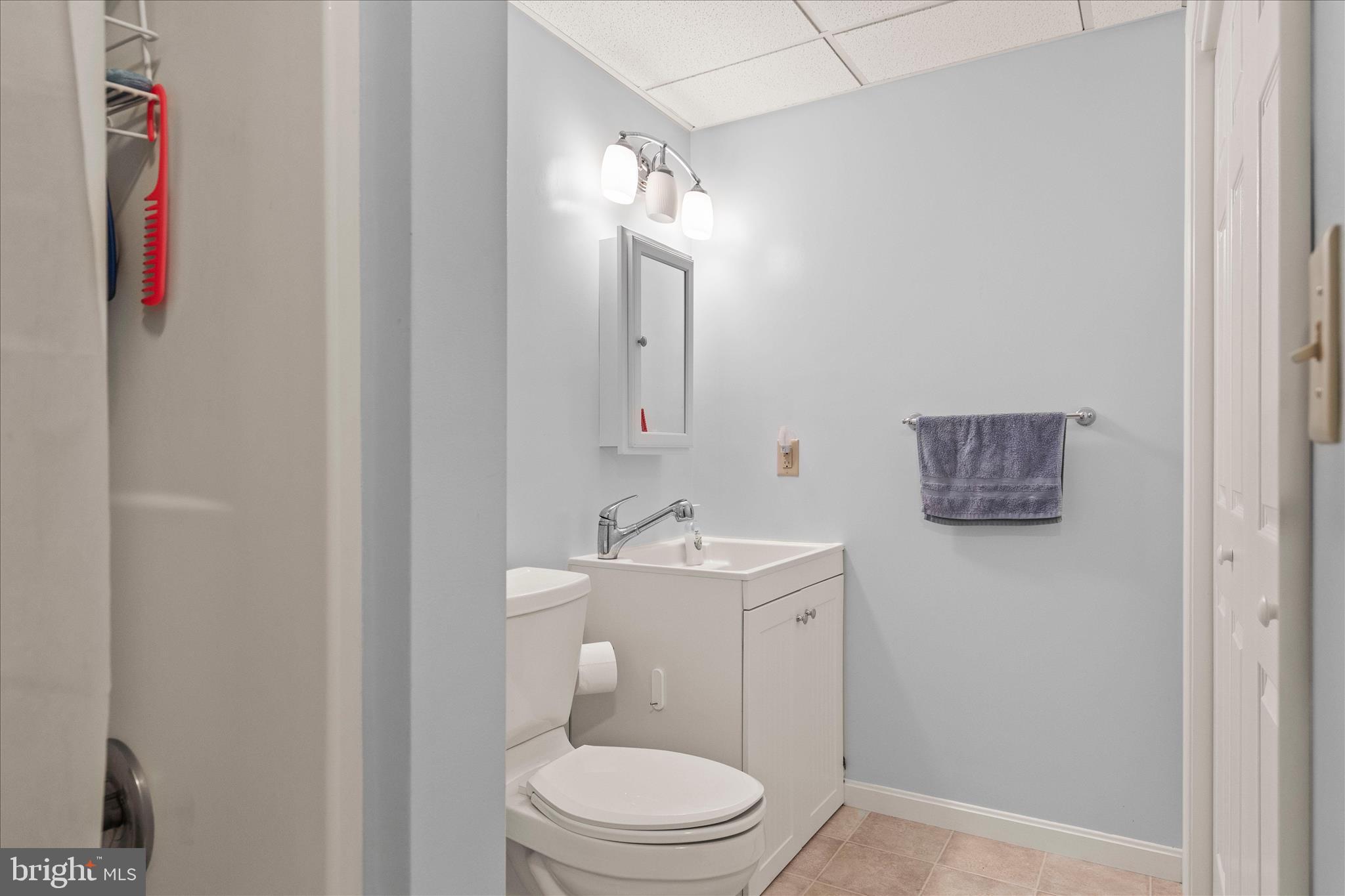 COLONIAL ACRES - Residential