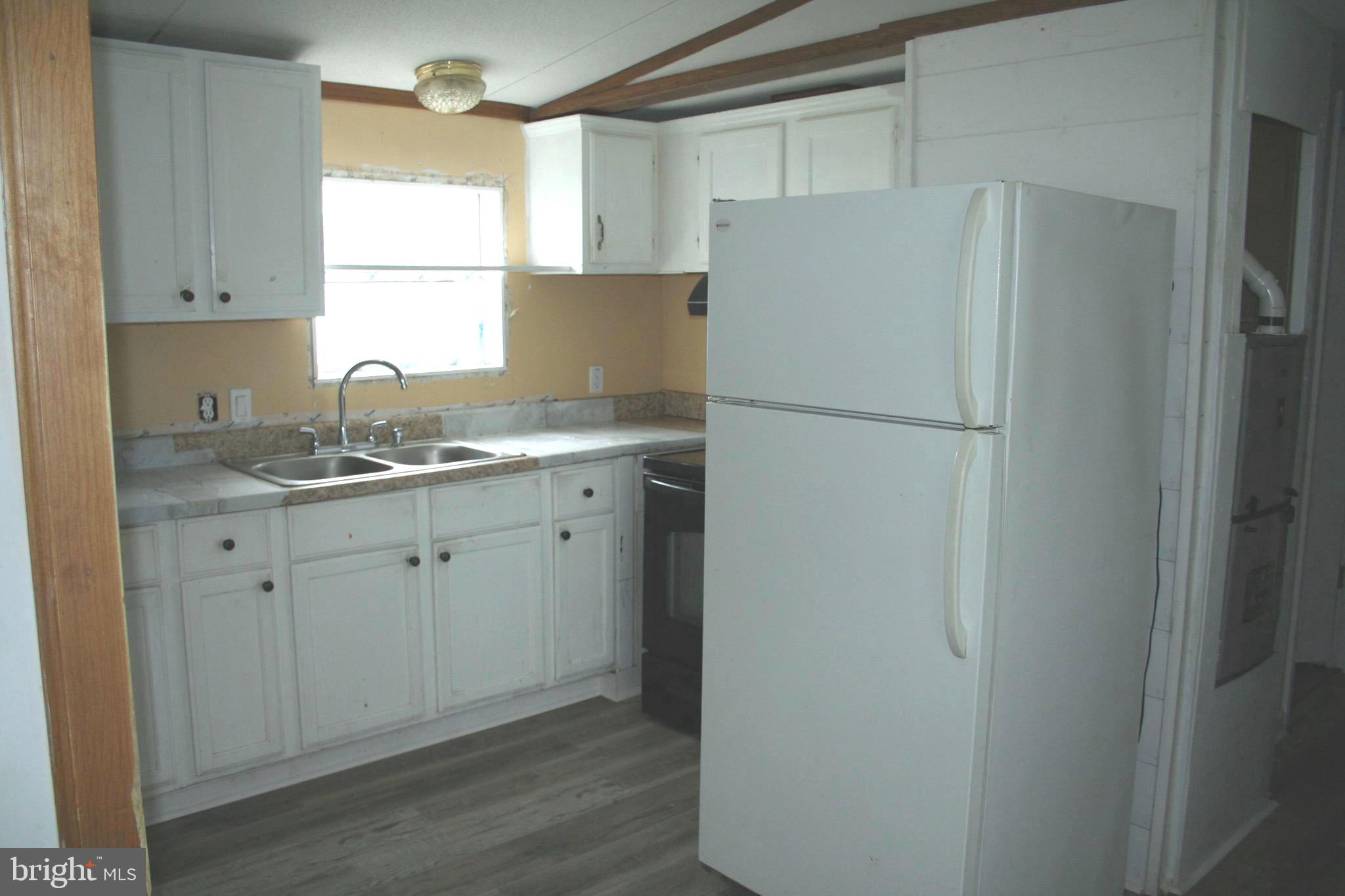 WESTSIDE MHP - Residential
