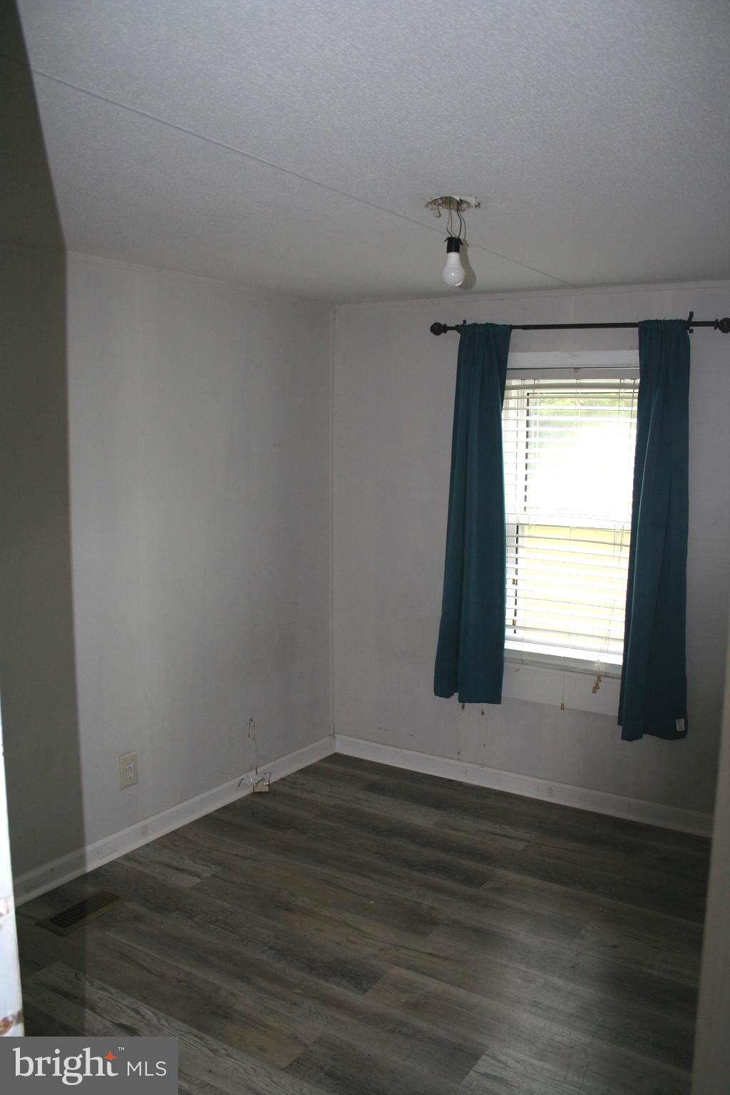 WESTSIDE MHP - Residential